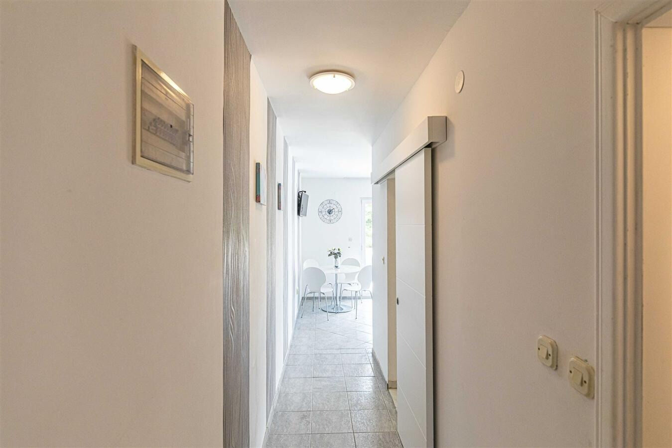 Apartments Bozo 112021-A2
