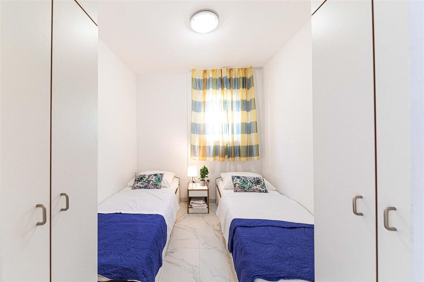 Apartments Bozo 112021-A2