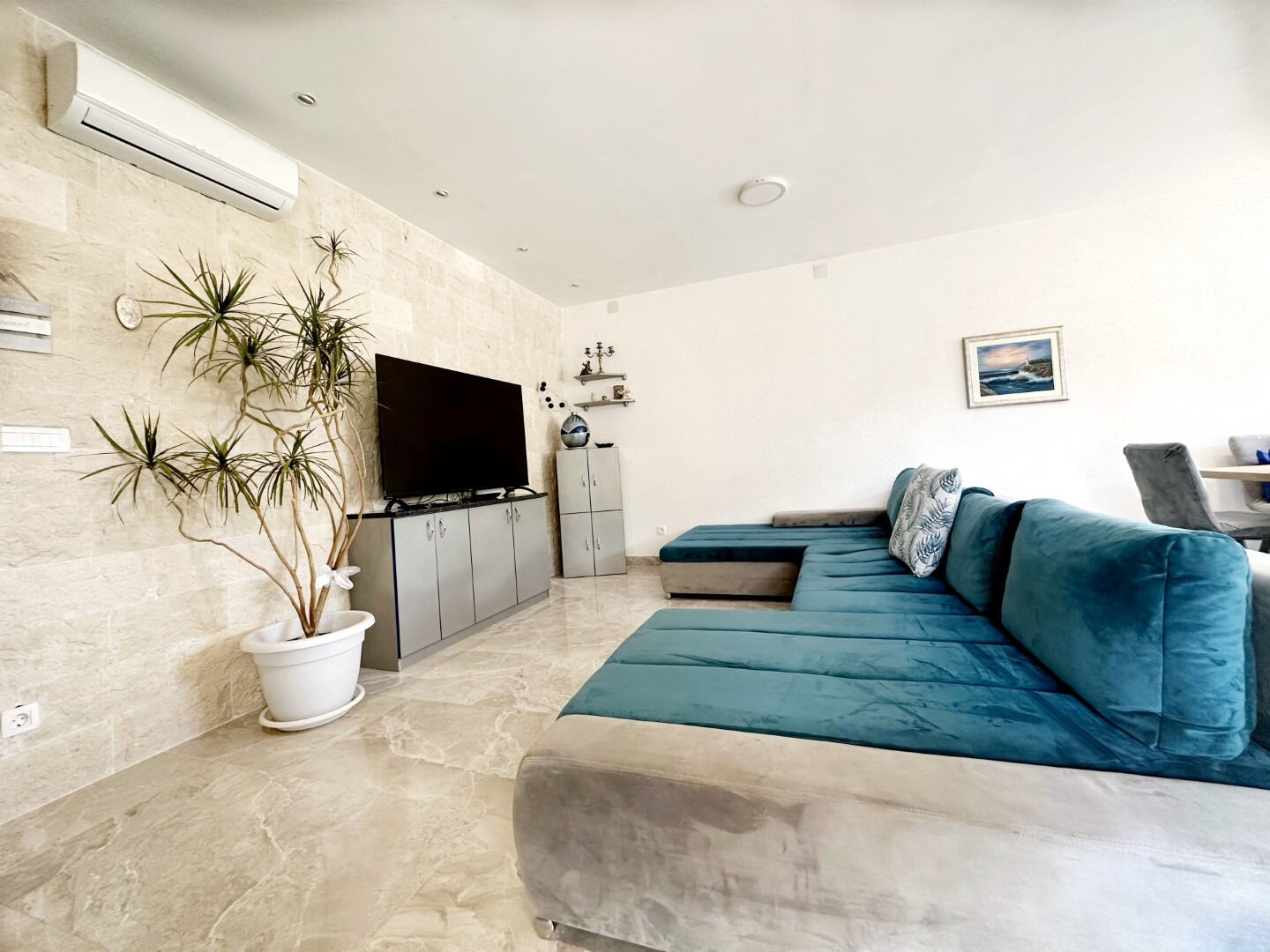 Apartment Mia 11215-A1