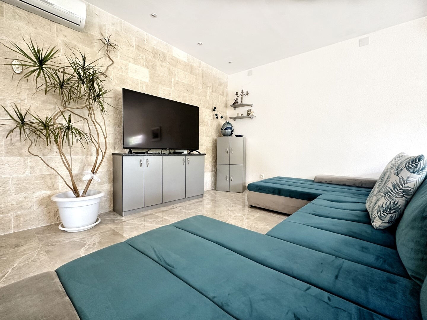 Apartment Mia 11215-A1