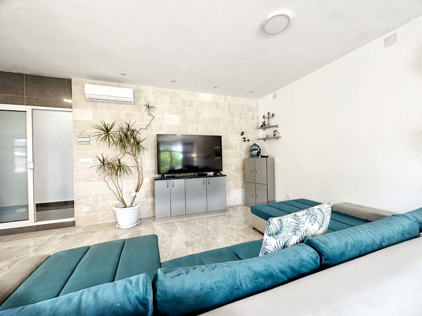 Apartment Mia 11215-A1