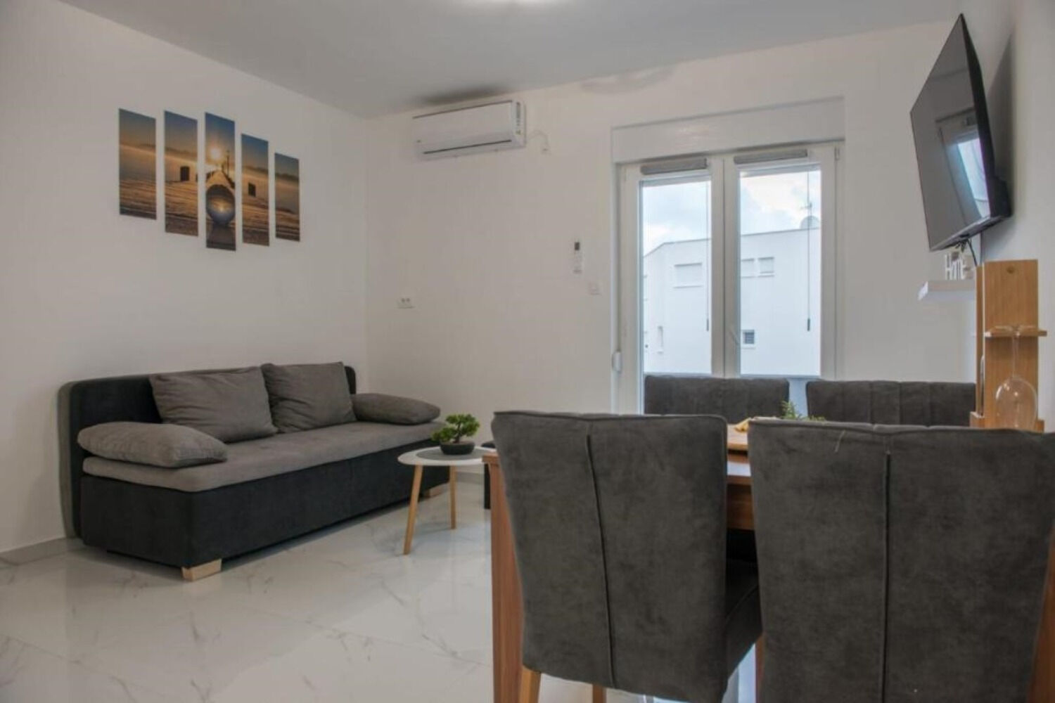 Apartments Marin 11217-A1