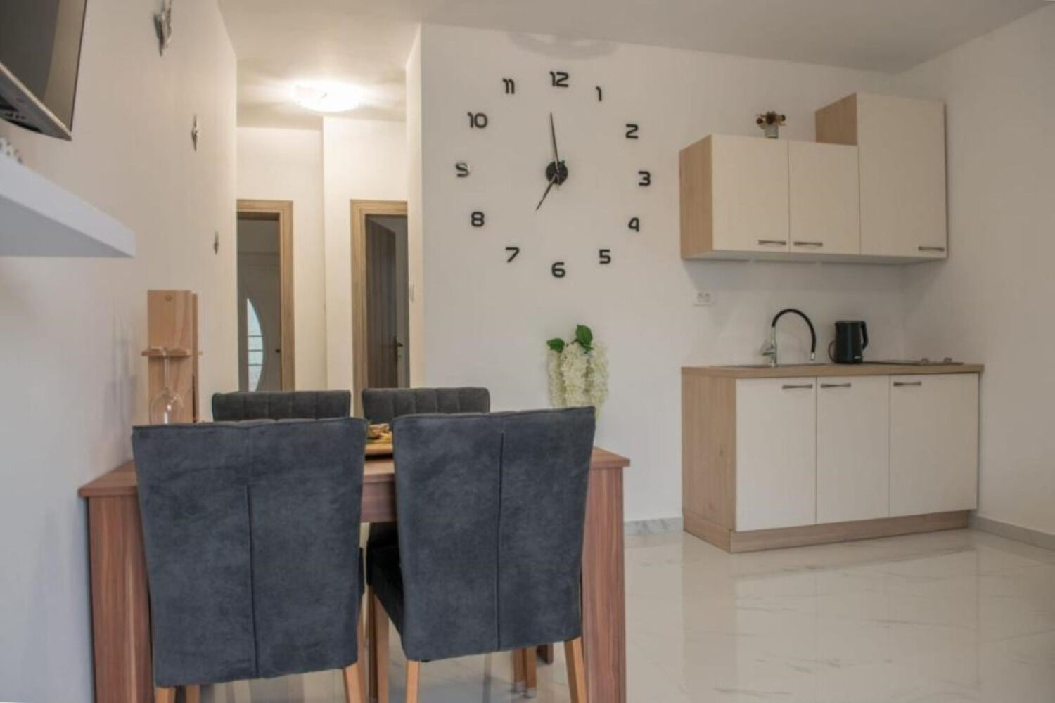 Apartments Marin 11217-A1