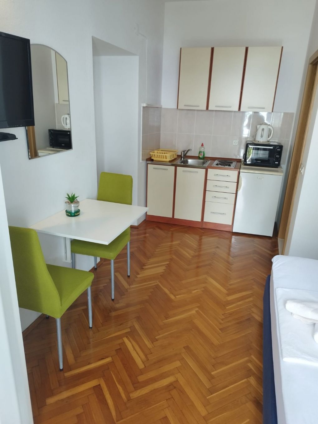 Apartments Mare 112111-A1