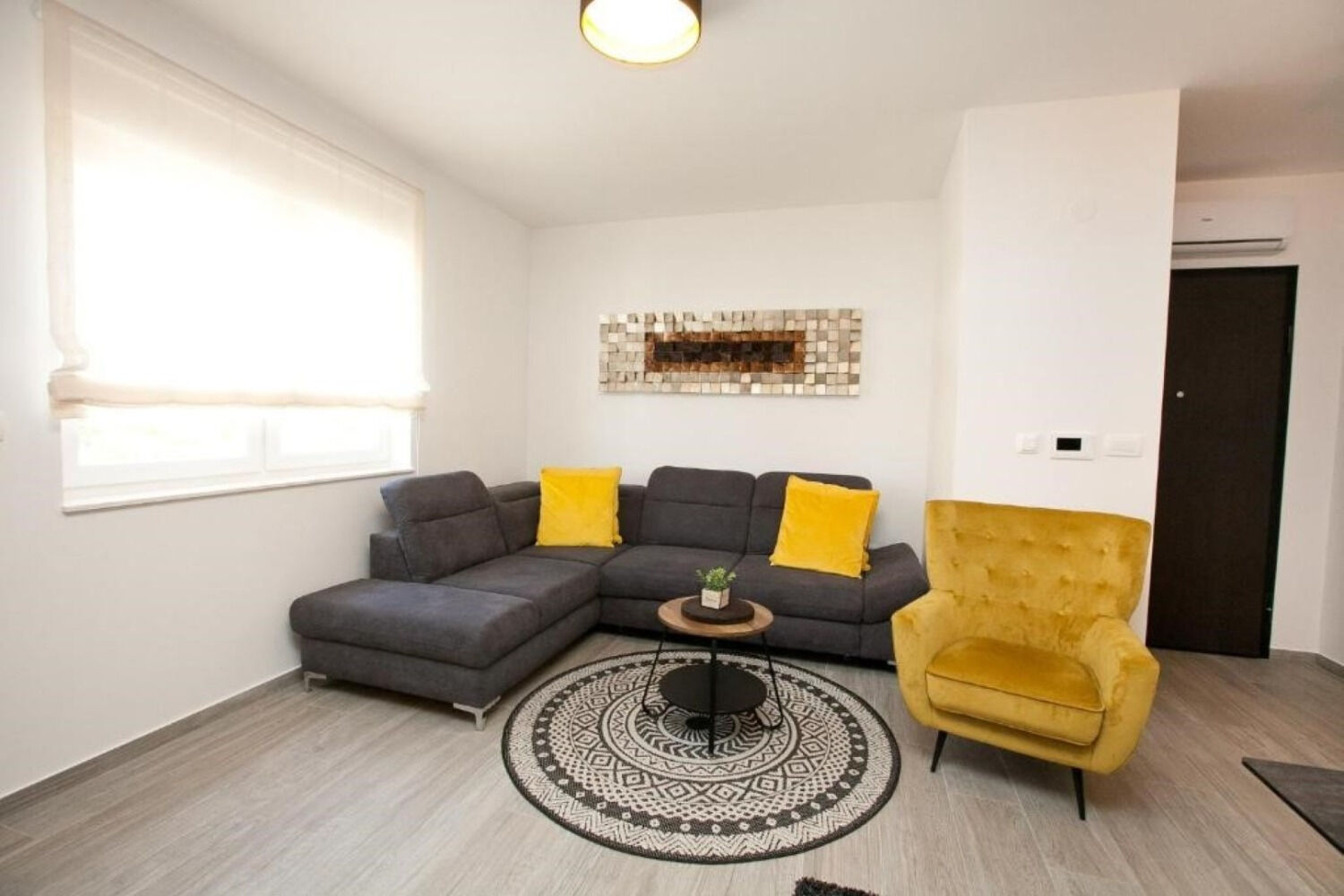 Apartment Mat 112131-A1