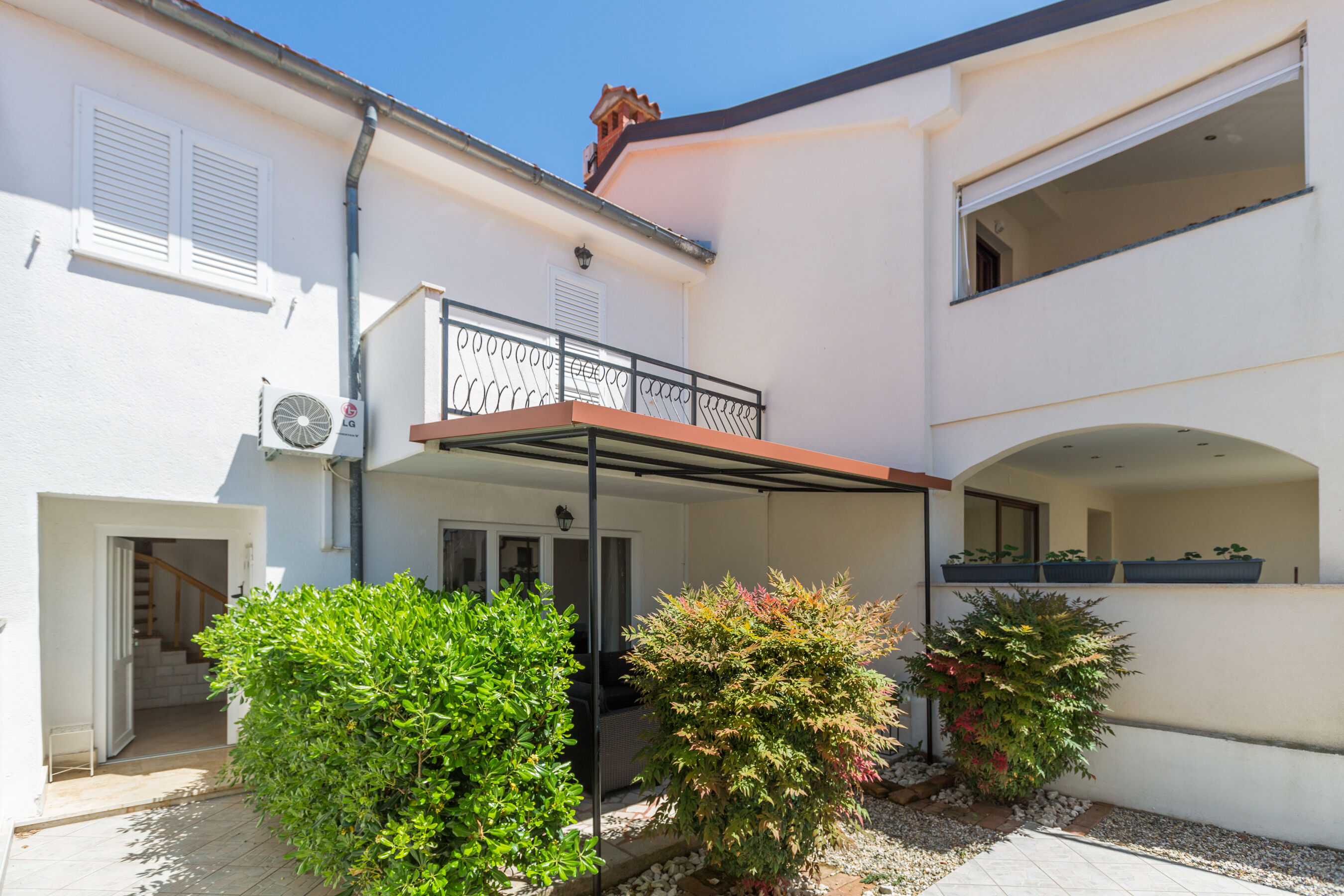 House Anamaria 89451-K1