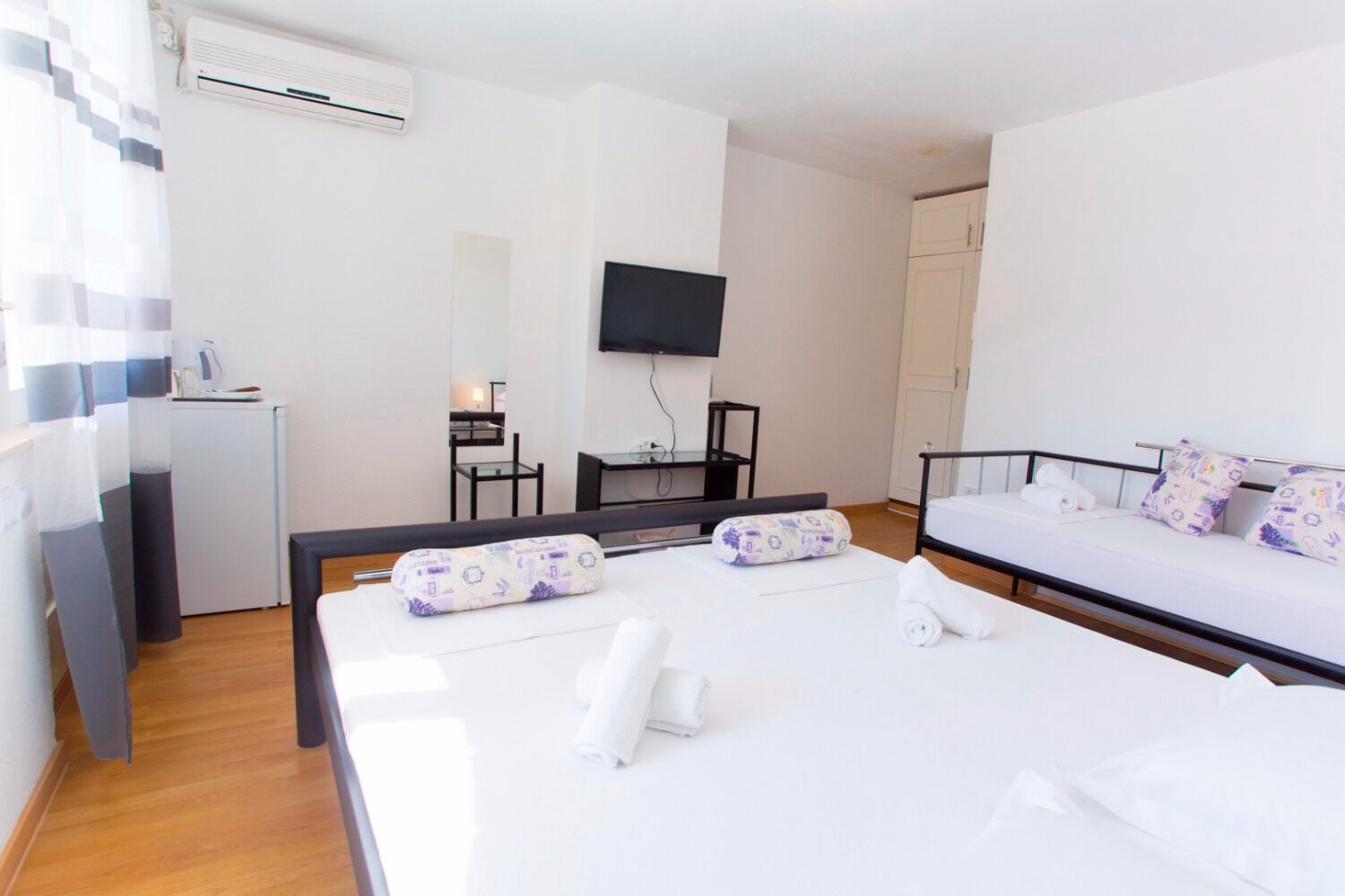 Apartments and Rooms Hope 112171-S1