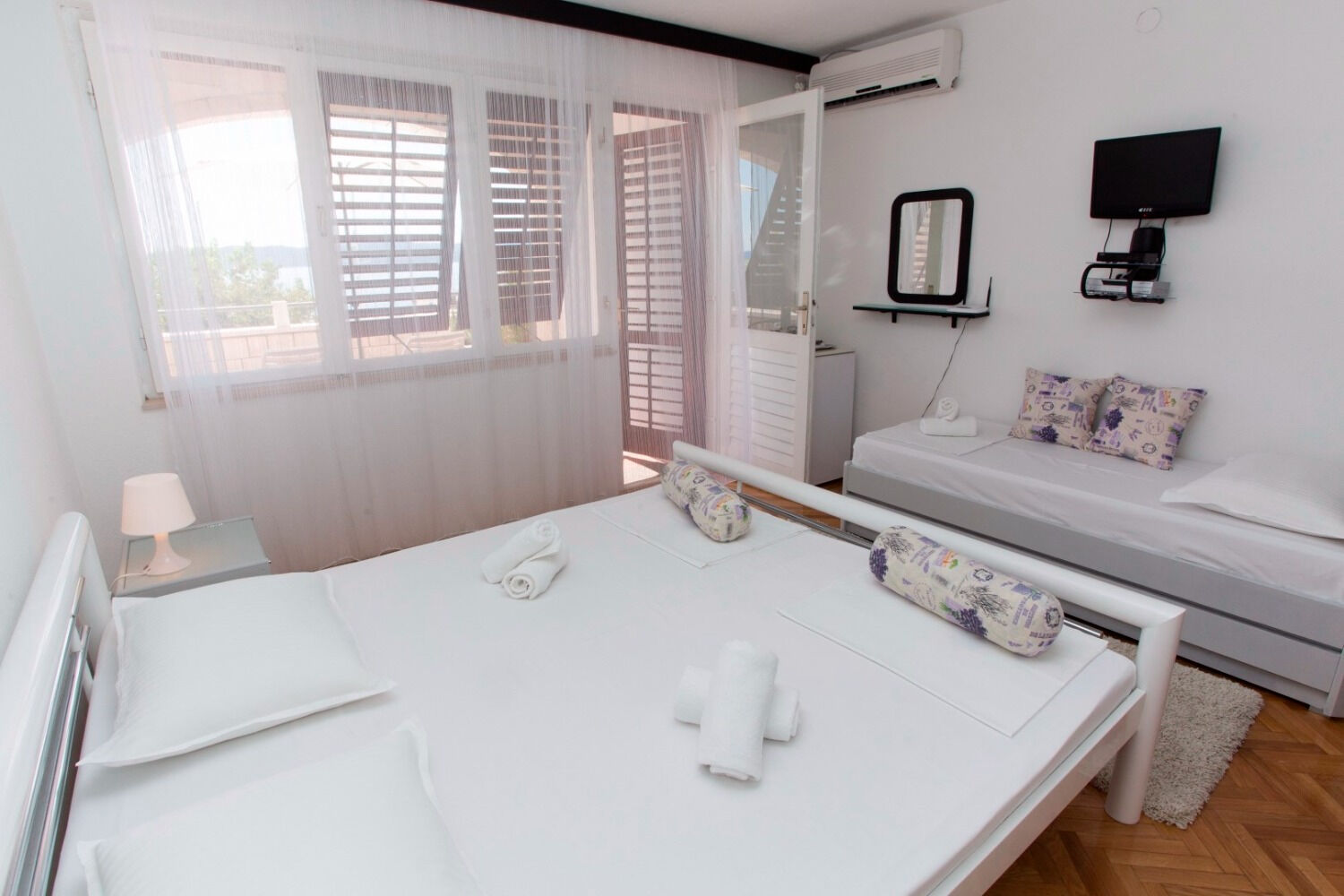 Apartments and Rooms Hope 112171-S3