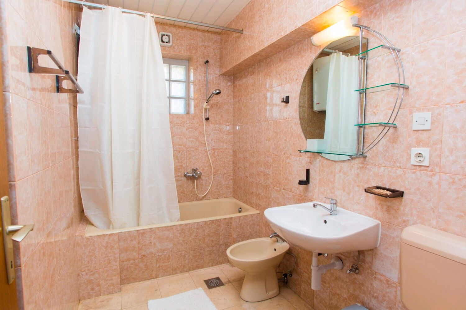 Apartments and Rooms Hope 112171-A4