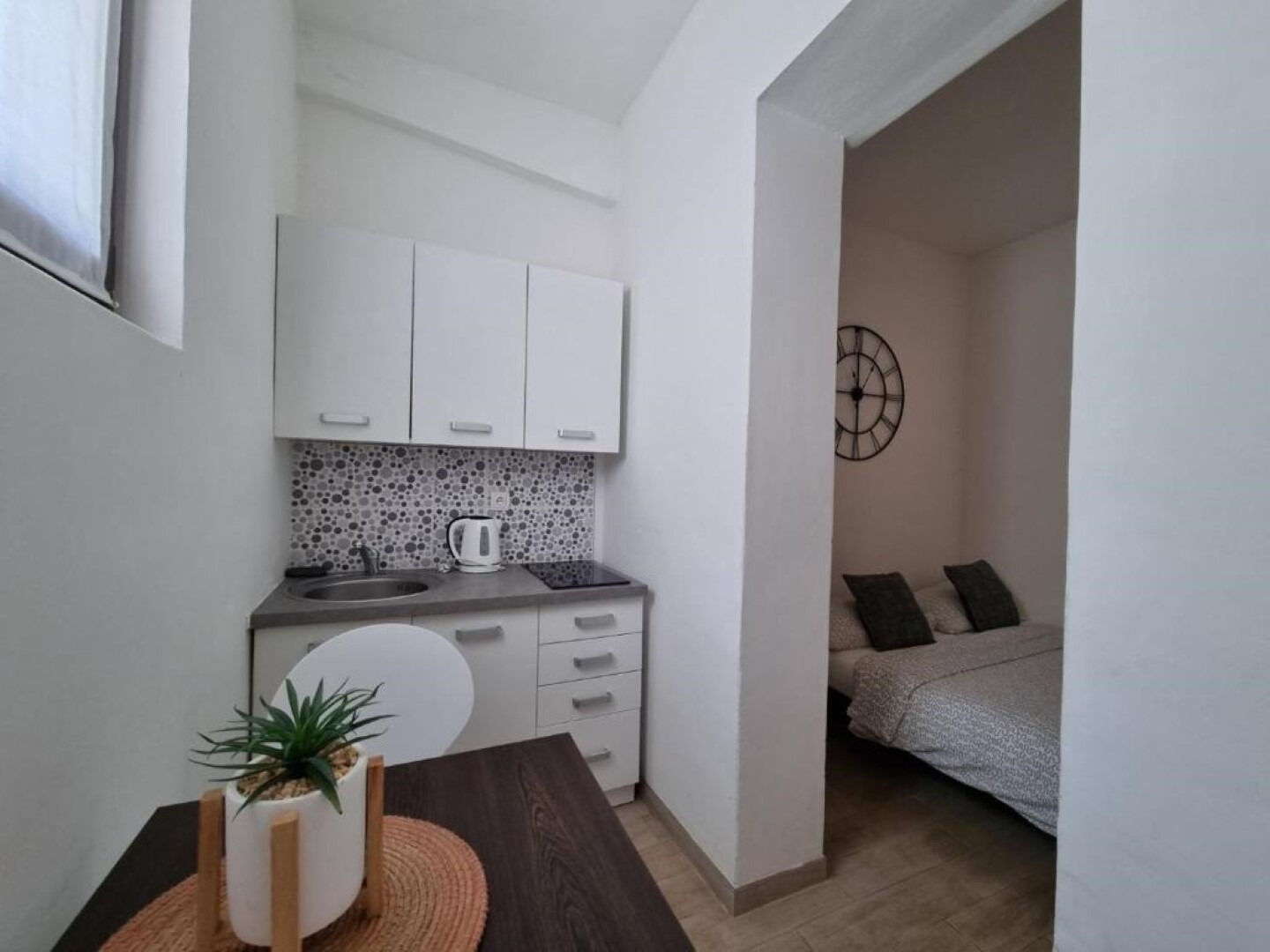 Apartments Lion 11223-A6