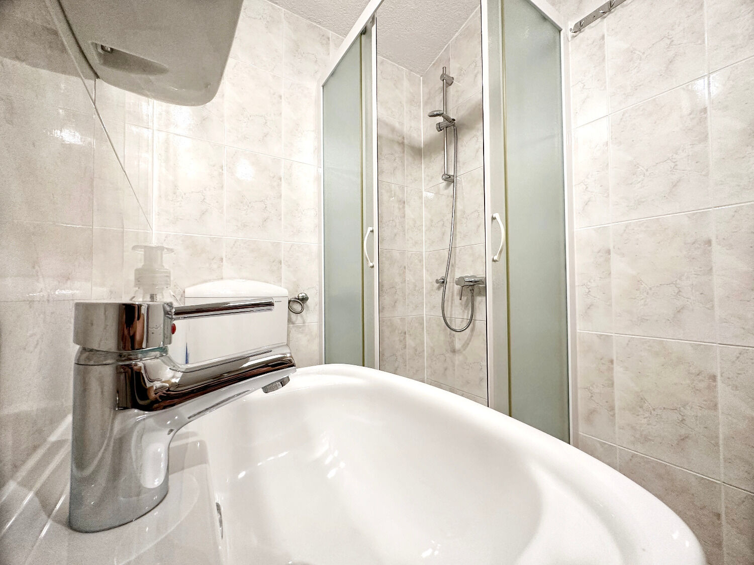 Apartments Mari 11225-A1