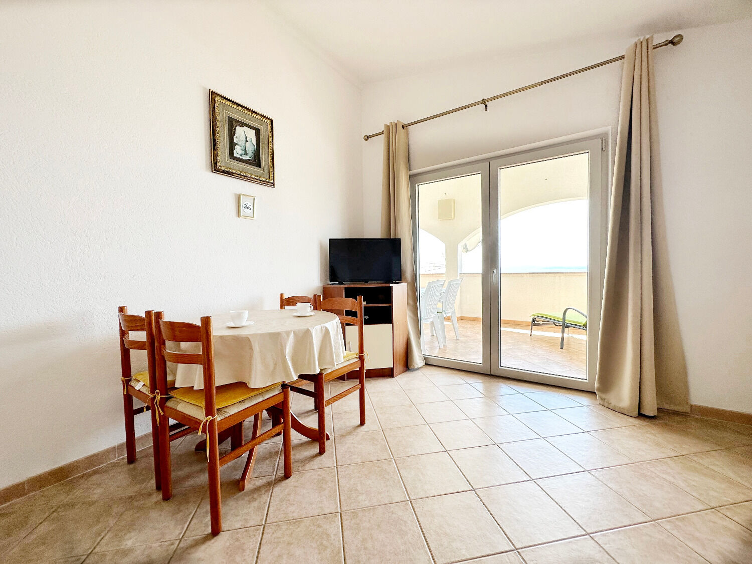 Apartments Mari 11225-A3