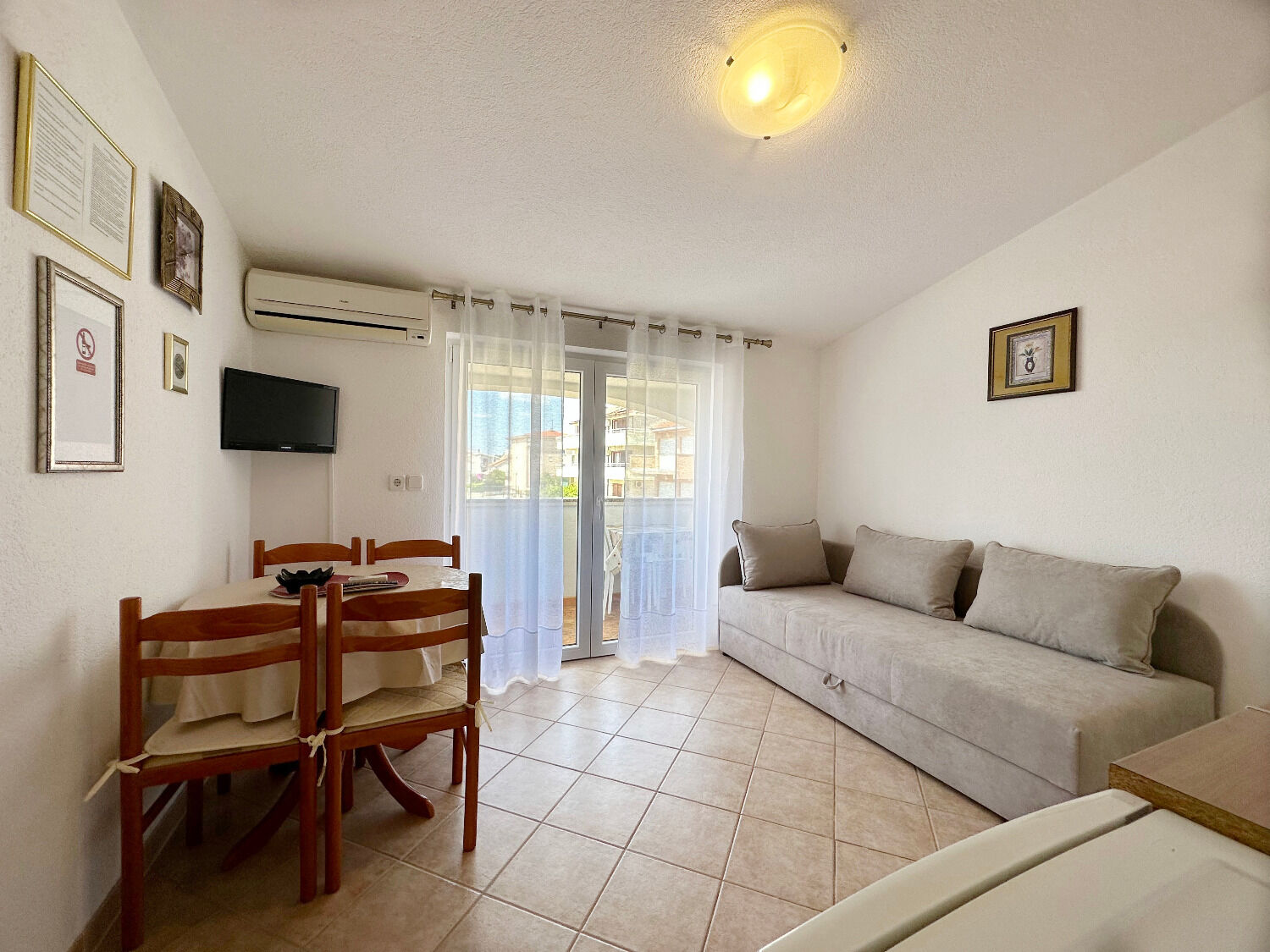 Apartments Mari 11225-A4