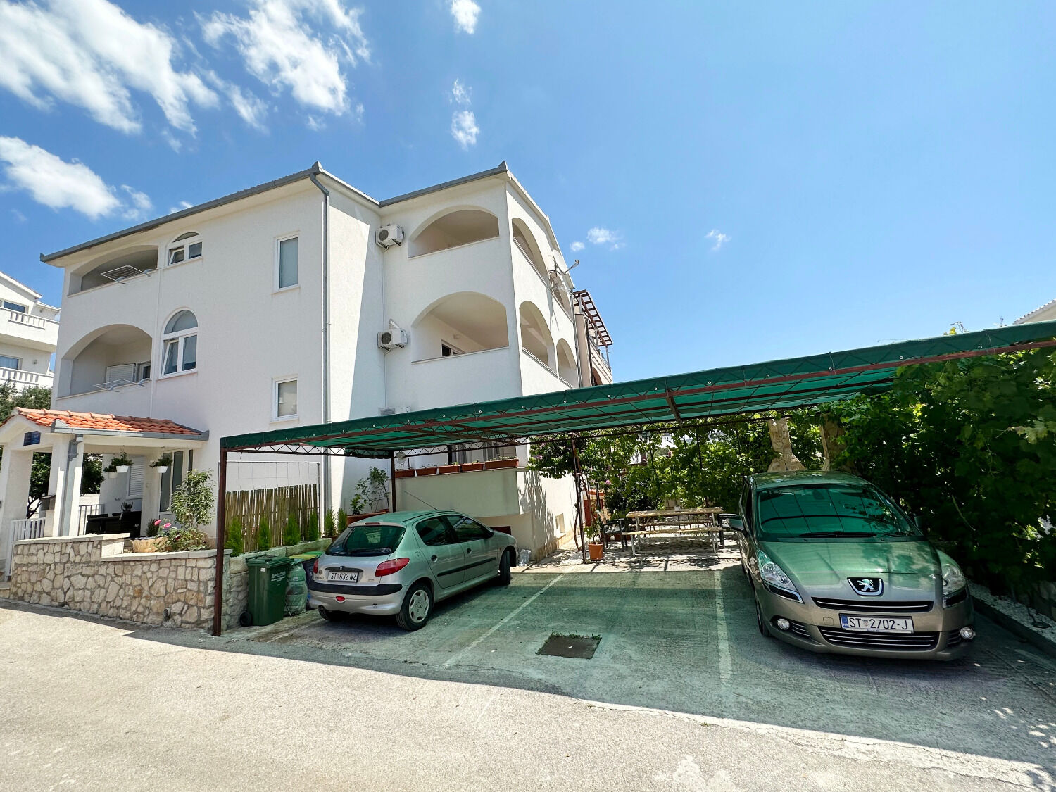 Apartments Mari 11225-A1