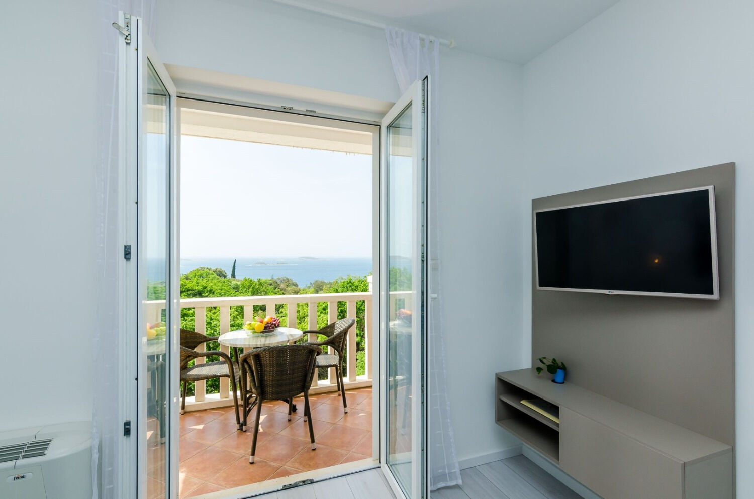 Apartments and Rooms Villa Bouganvillea 112391-A2