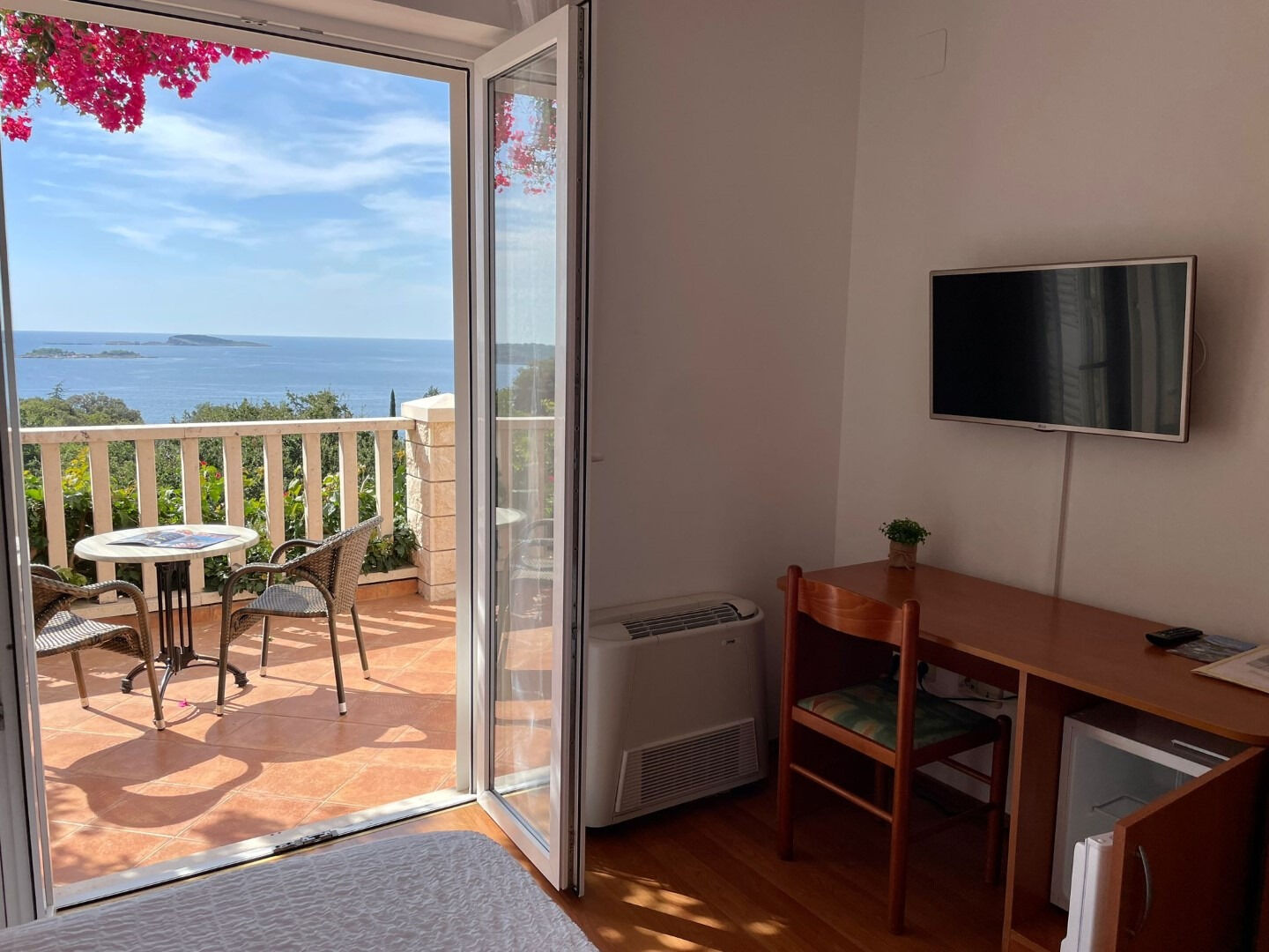Apartments and Rooms Villa Bouganvillea 112391-S5