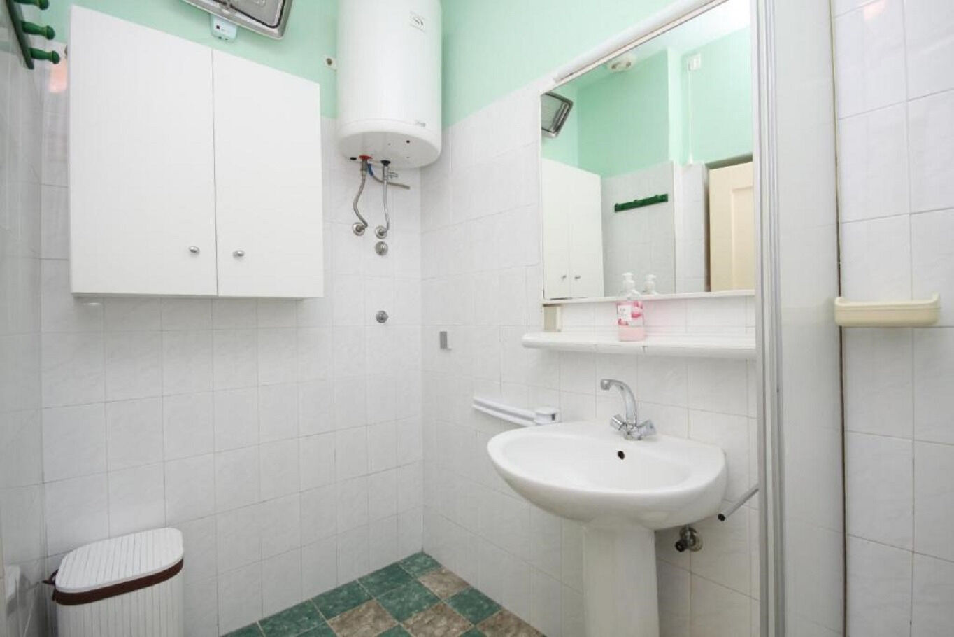 Apartments Dari 11242-A1