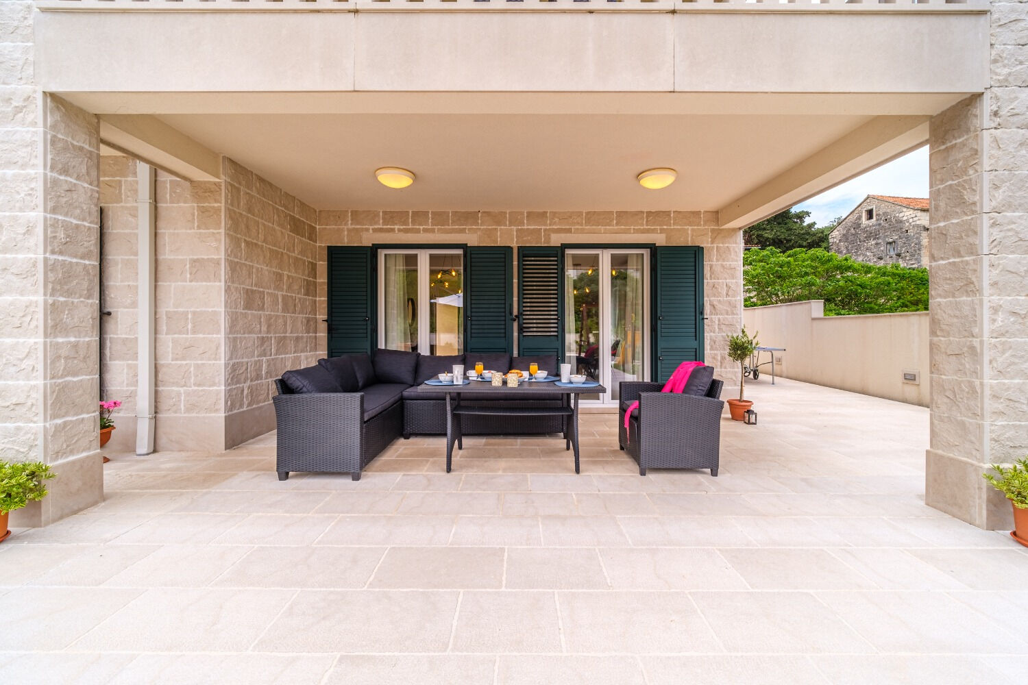 House Villa Gold 11243-K1