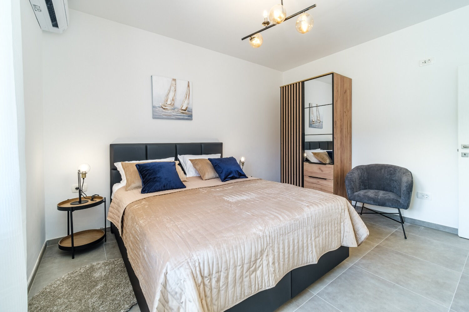House Villa Gold 11243-K1
