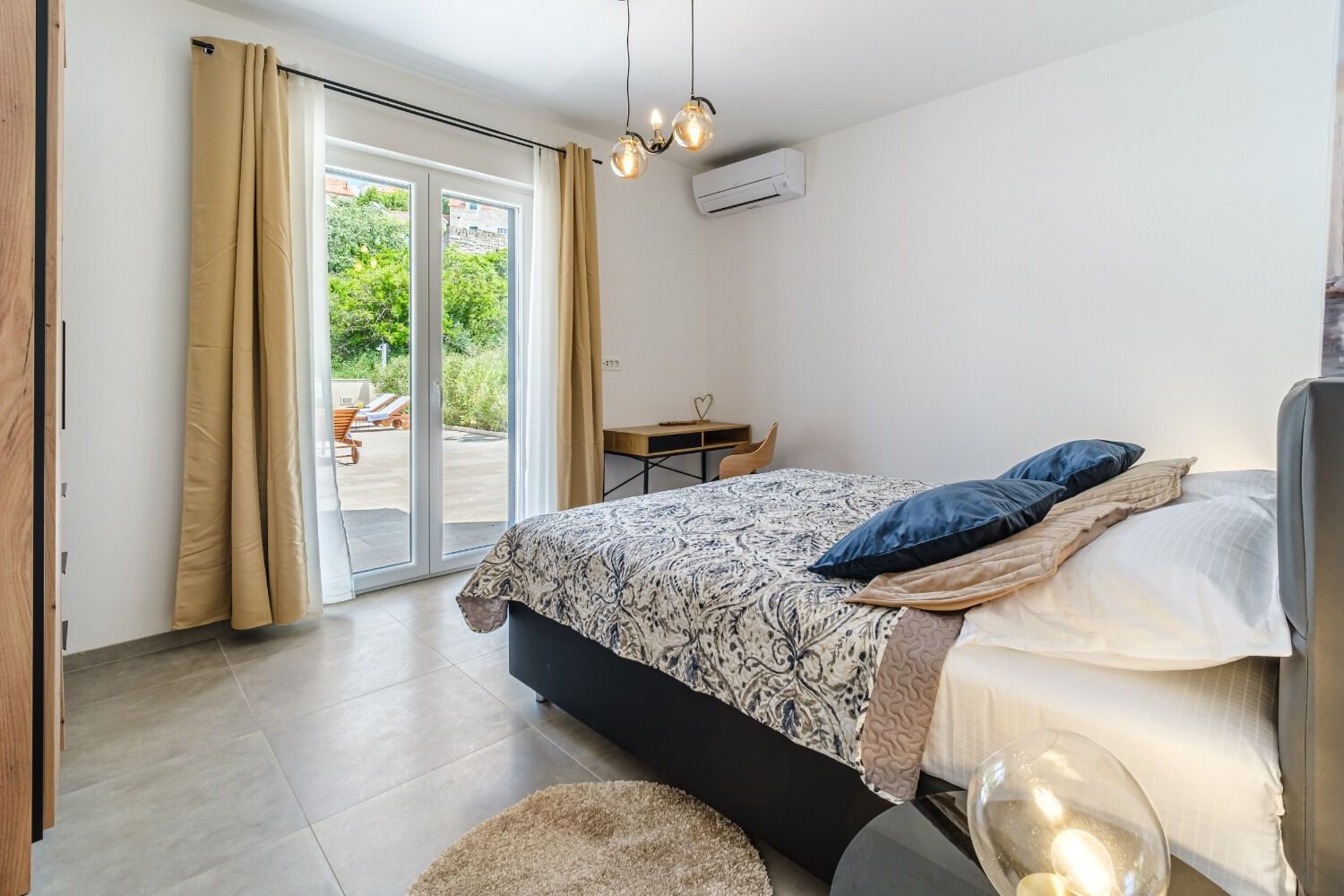 House Villa Gold 11243-K1