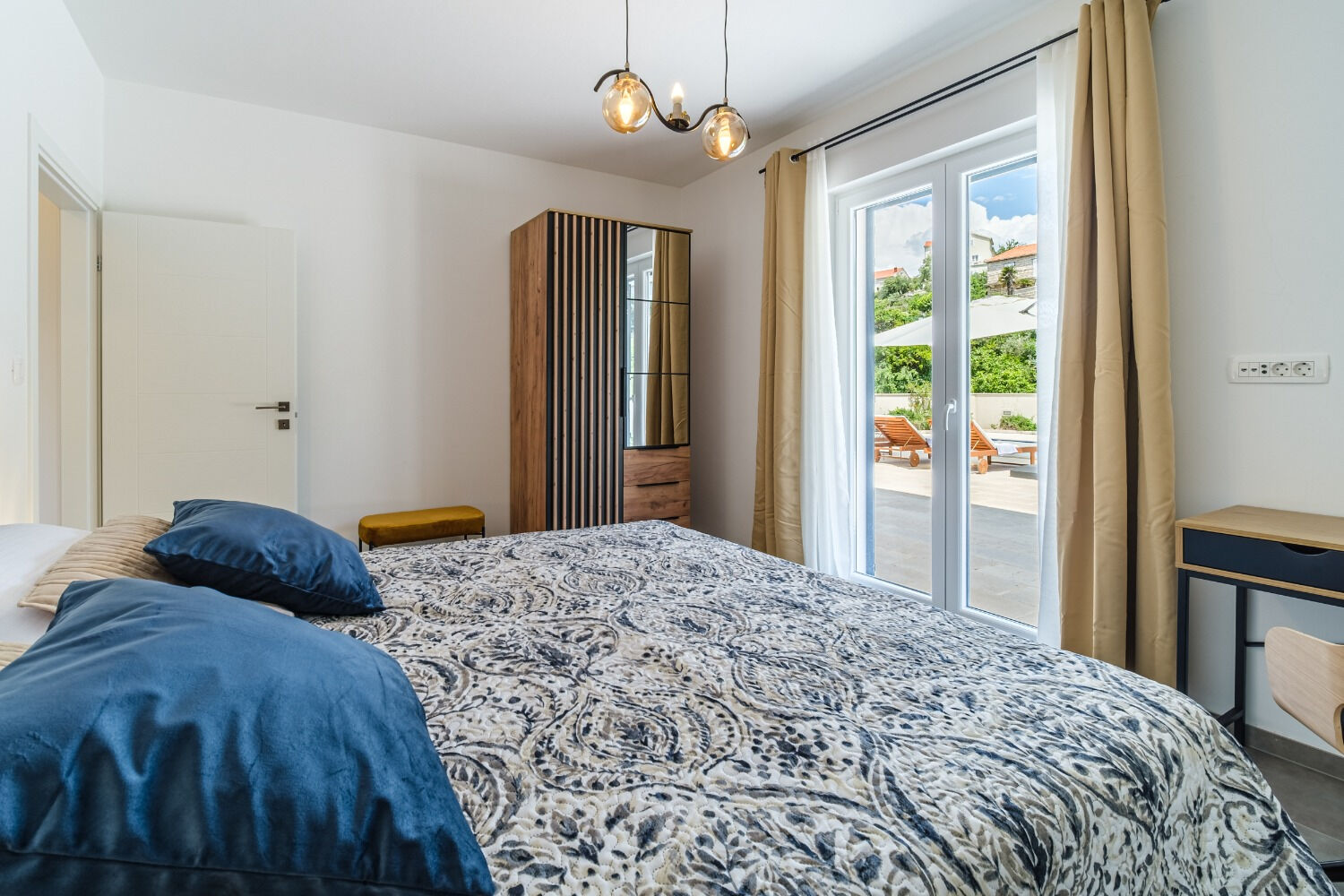 House Villa Gold 11243-K1