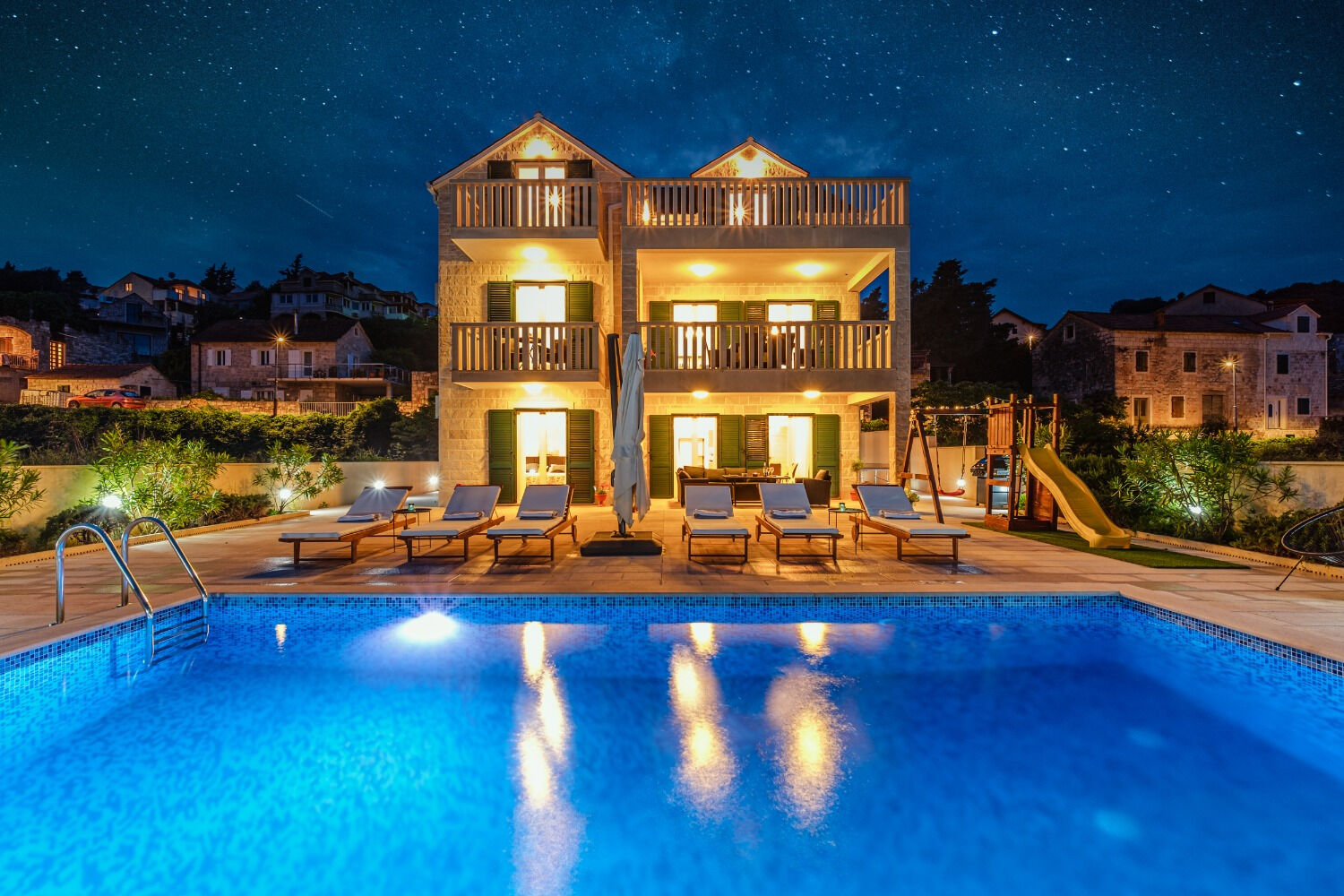 House Villa Gold 11243-K1