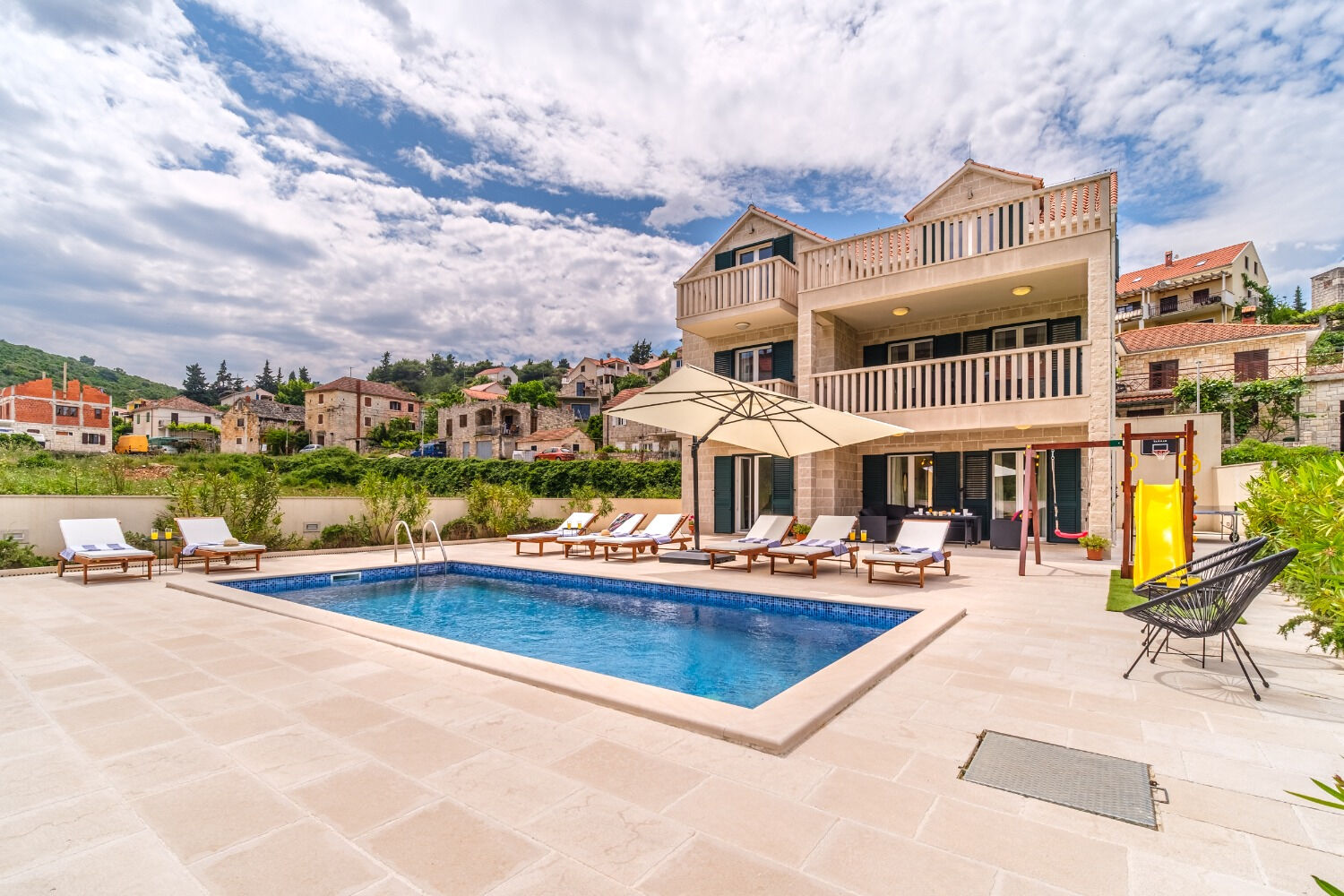 House Villa Gold 11243-K1
