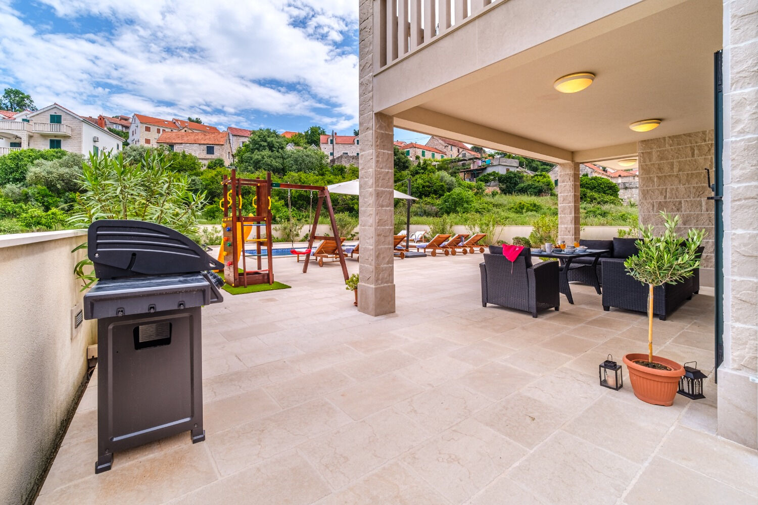House Villa Gold 11243-K1