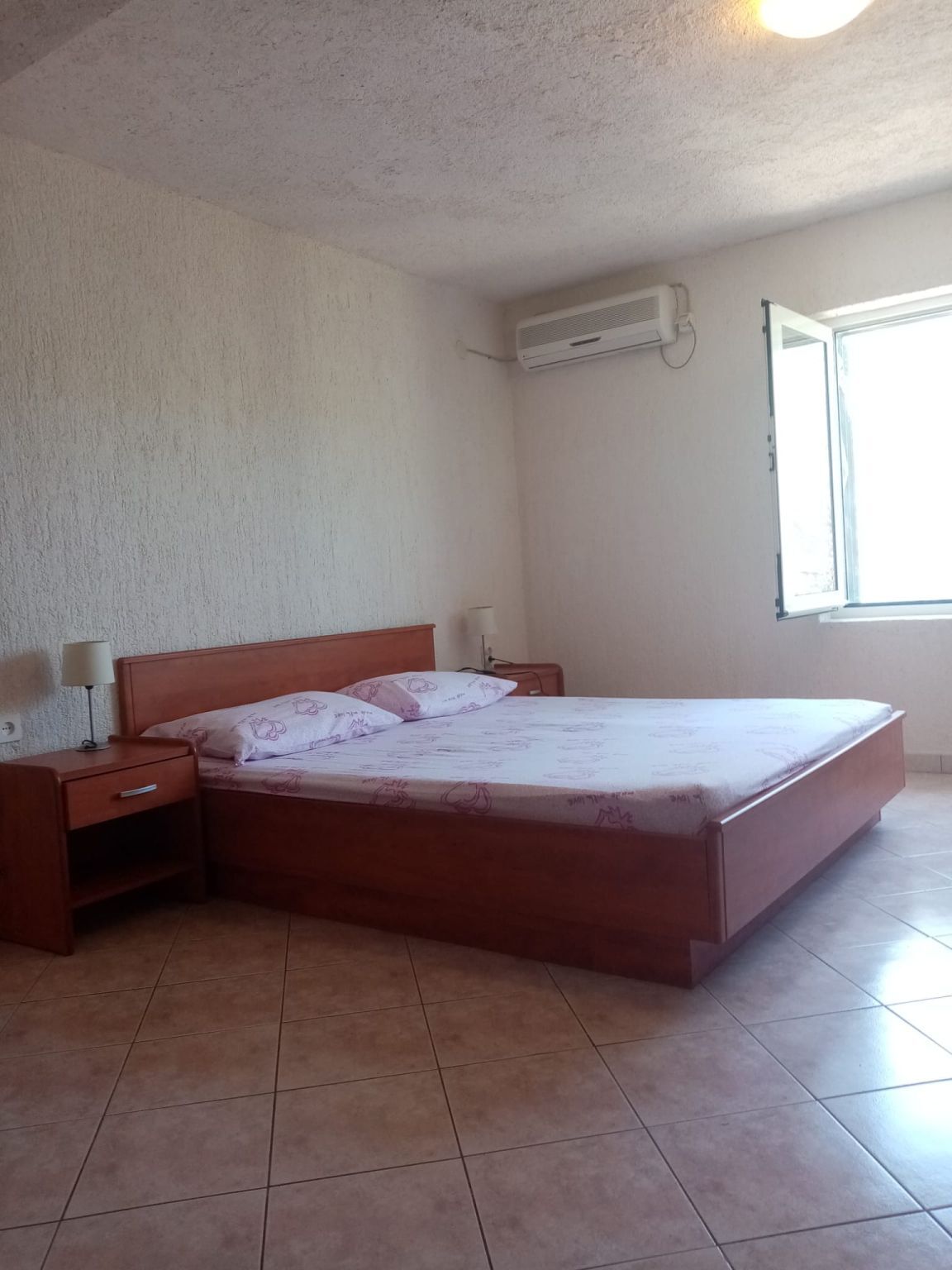 Apartments More 100881-A1