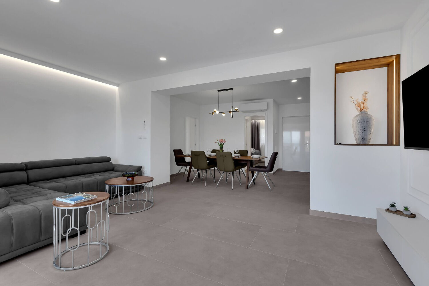 Apartments Prgo 11254-A1