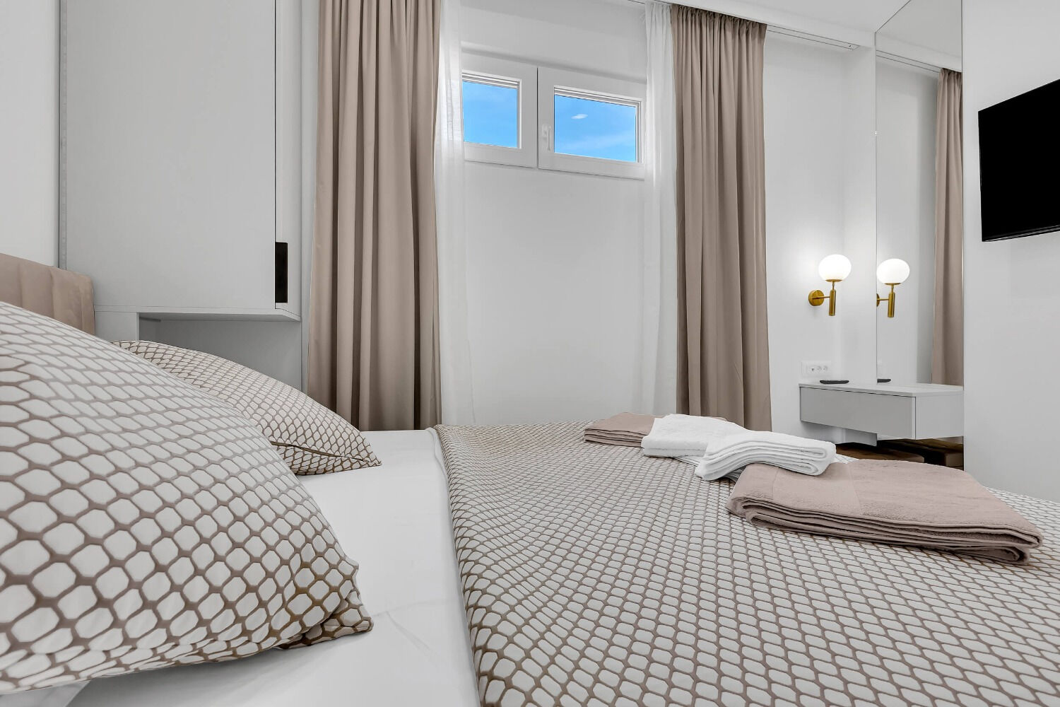 Apartments Prgo 11254-A3