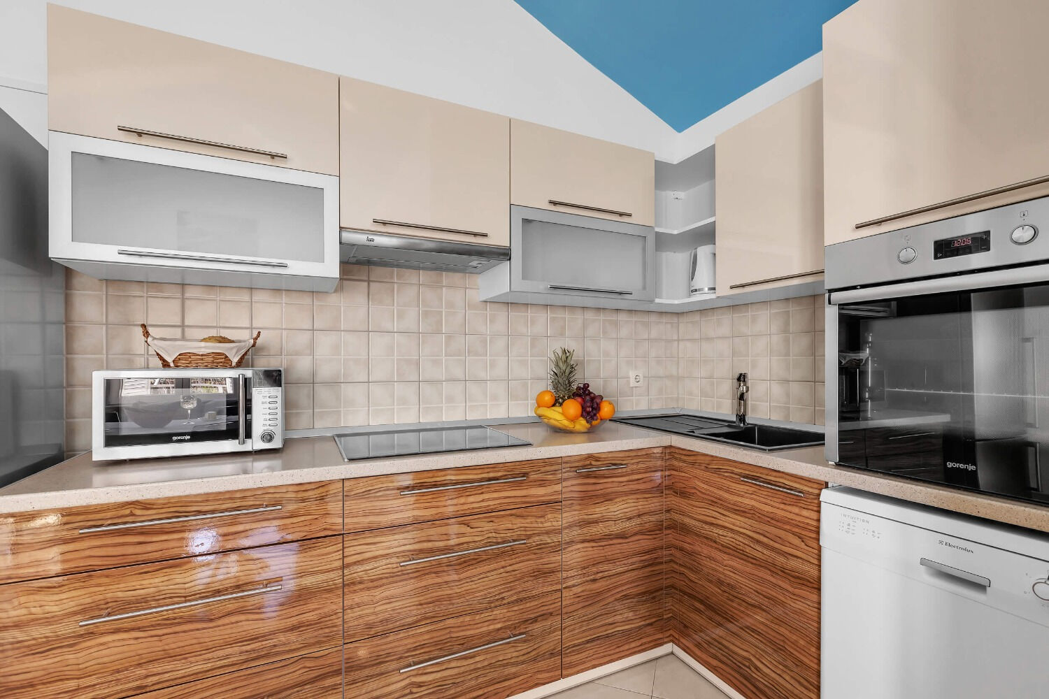 Apartments Anka 10729-A11