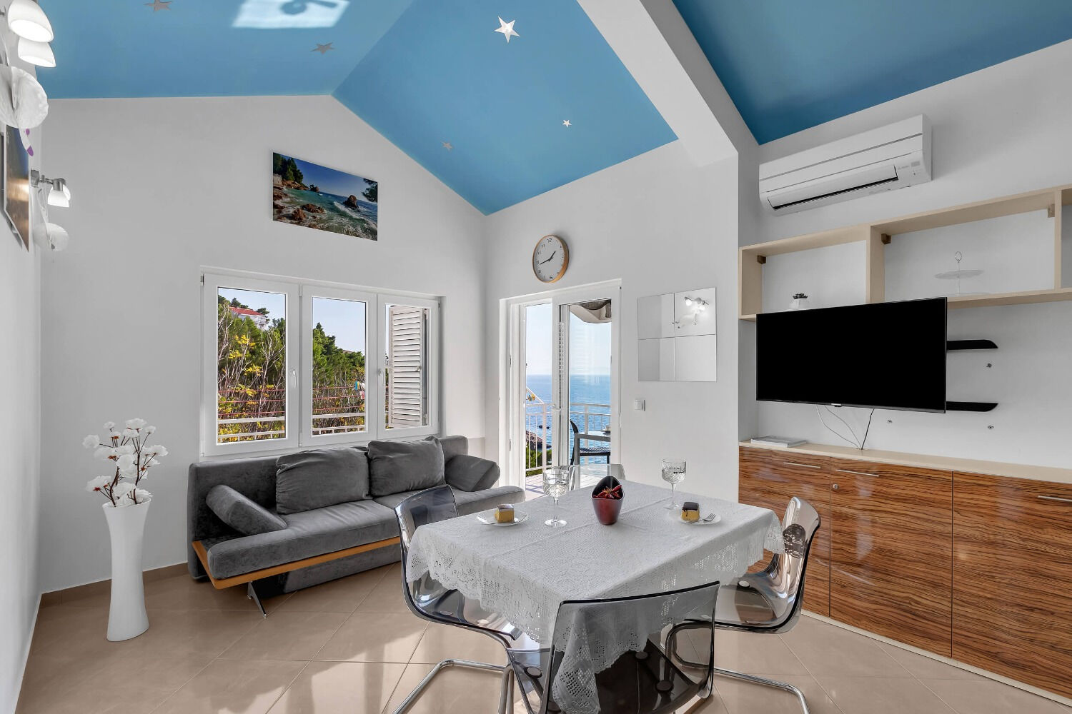 Apartments Anka 10729-A11