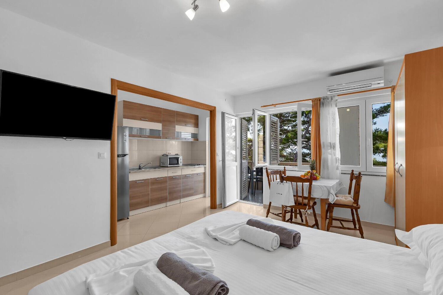 Apartments Anka 10729-A13