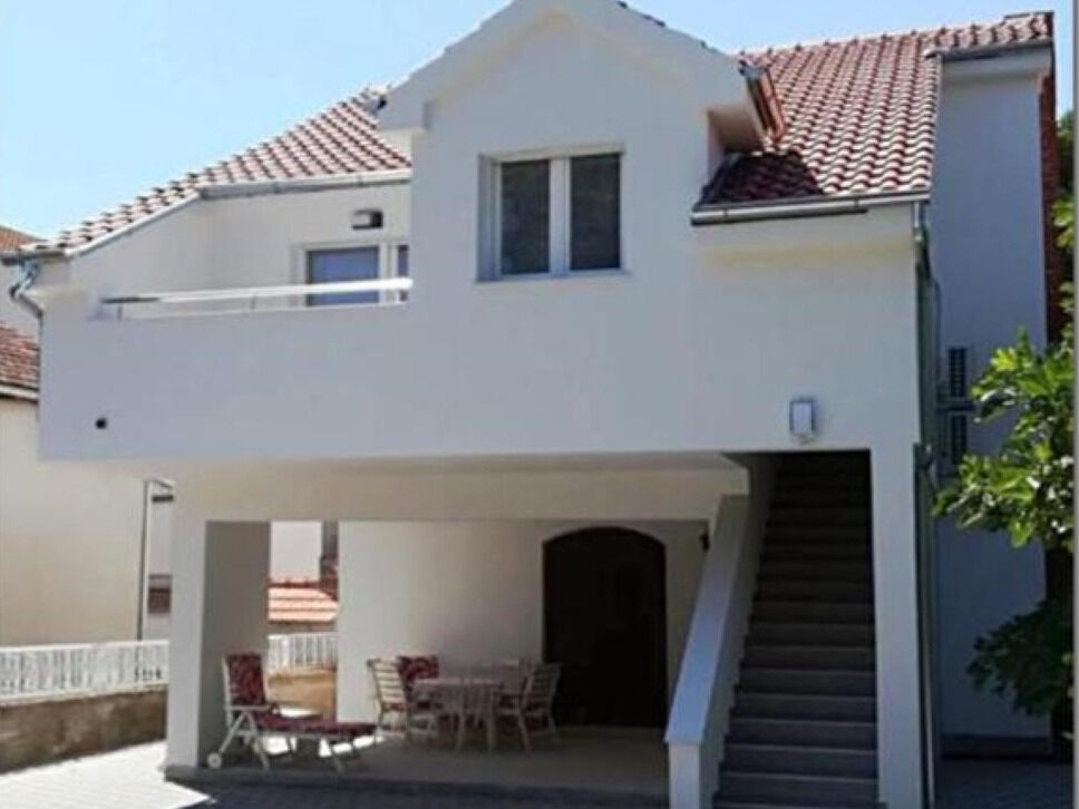 Apartments Ivan 11257-A2