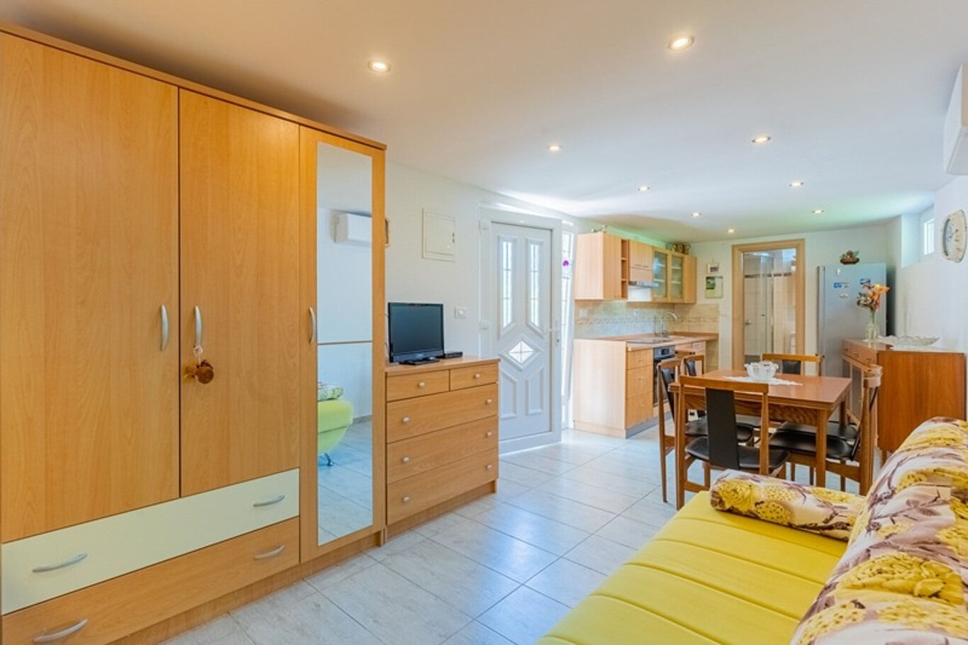 Apartment Mici 1 10393-A2