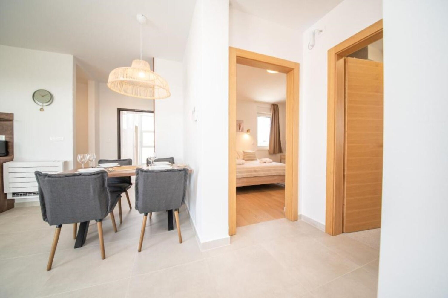Apartments Vrsi 112531-A1
