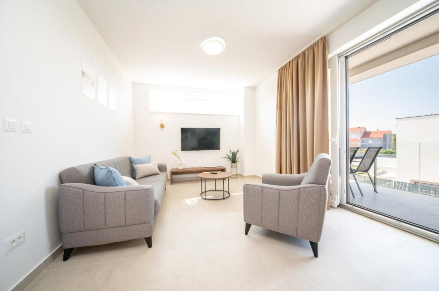 Apartments Vrsi 112531-A1