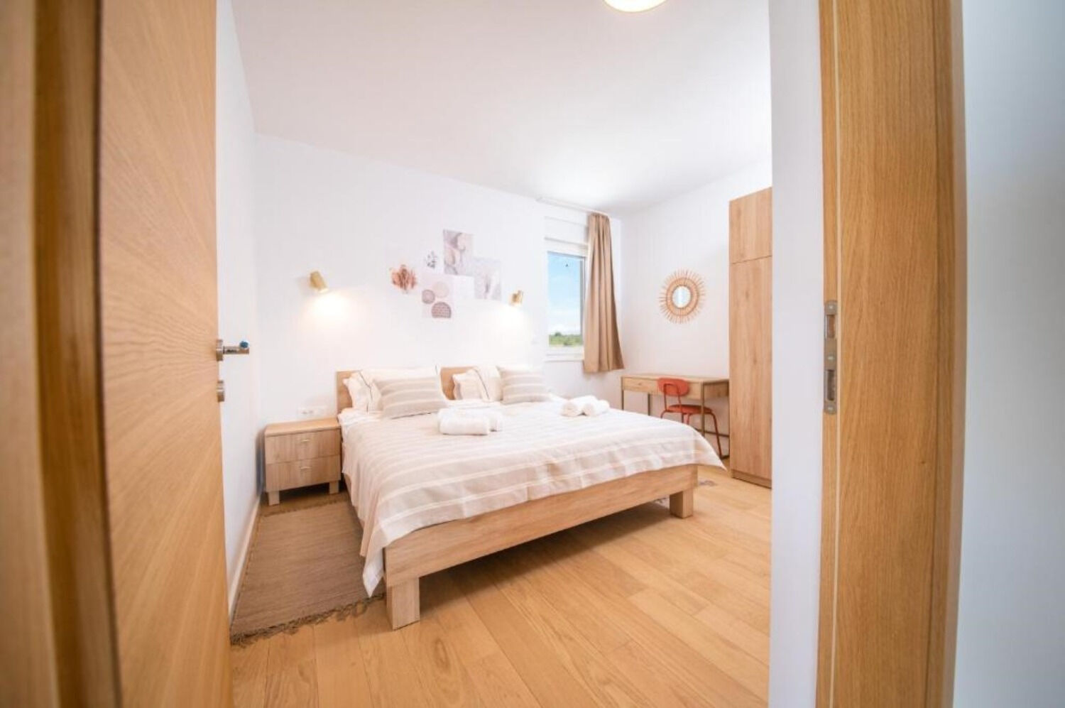 Apartments Vrsi 112531-A1