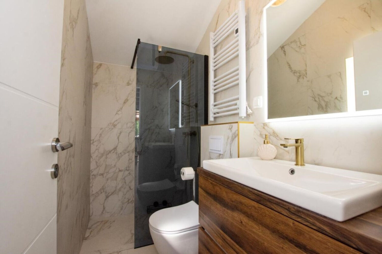 House Stone house with jacuzzi 112581-K1