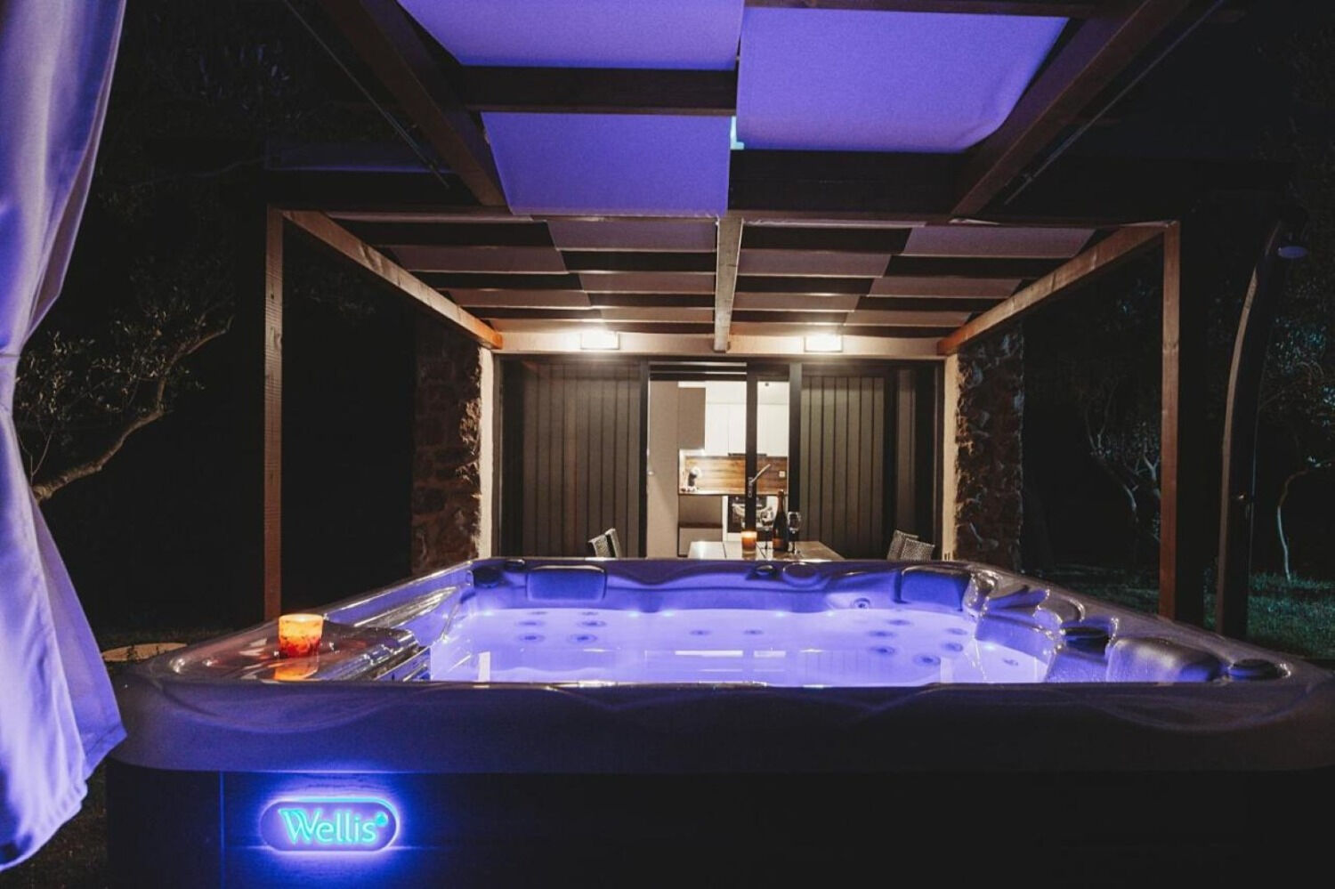 House Stone house with jacuzzi 112581-K1
