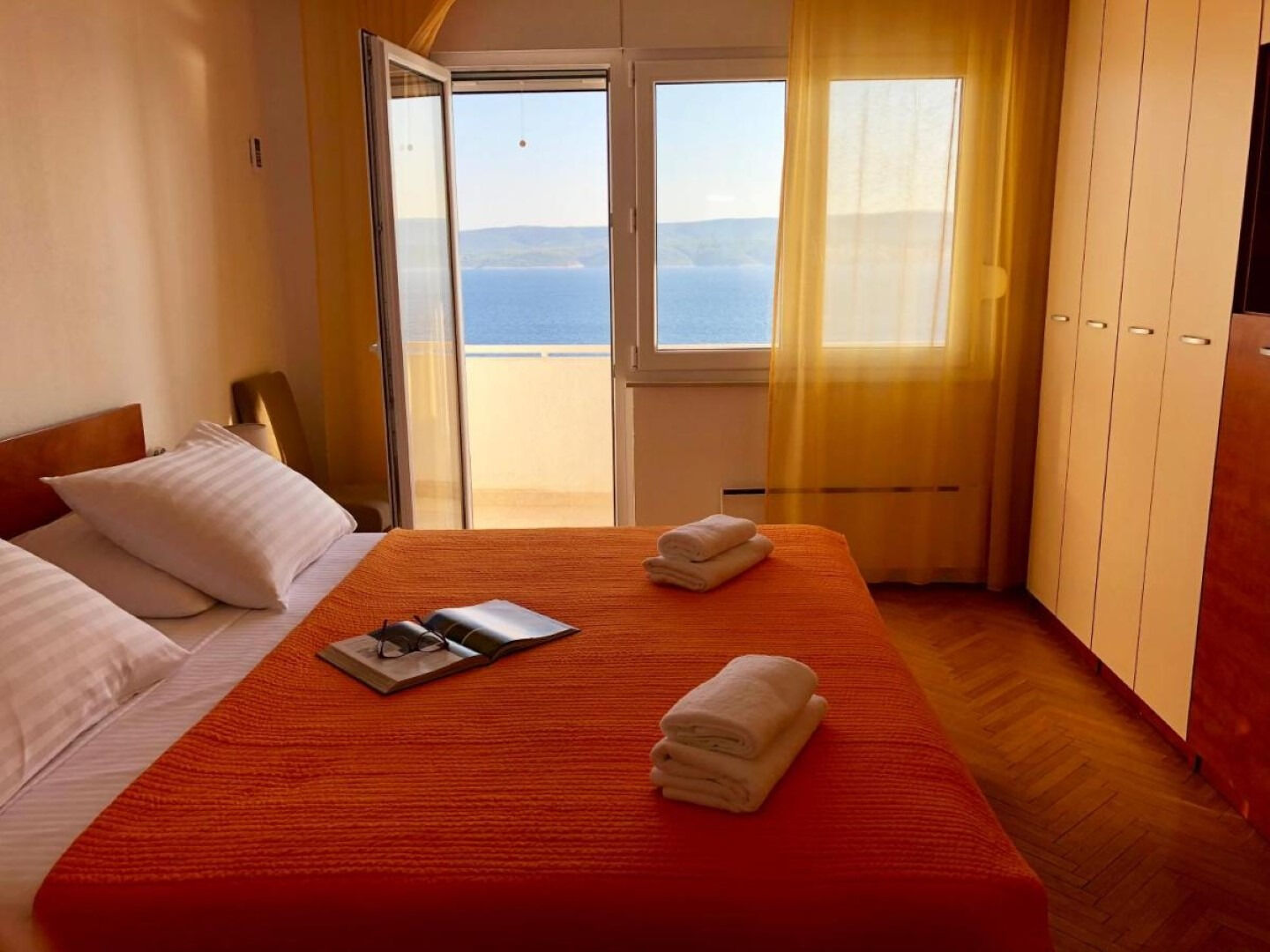 Apartments Paradiso 11267-A1