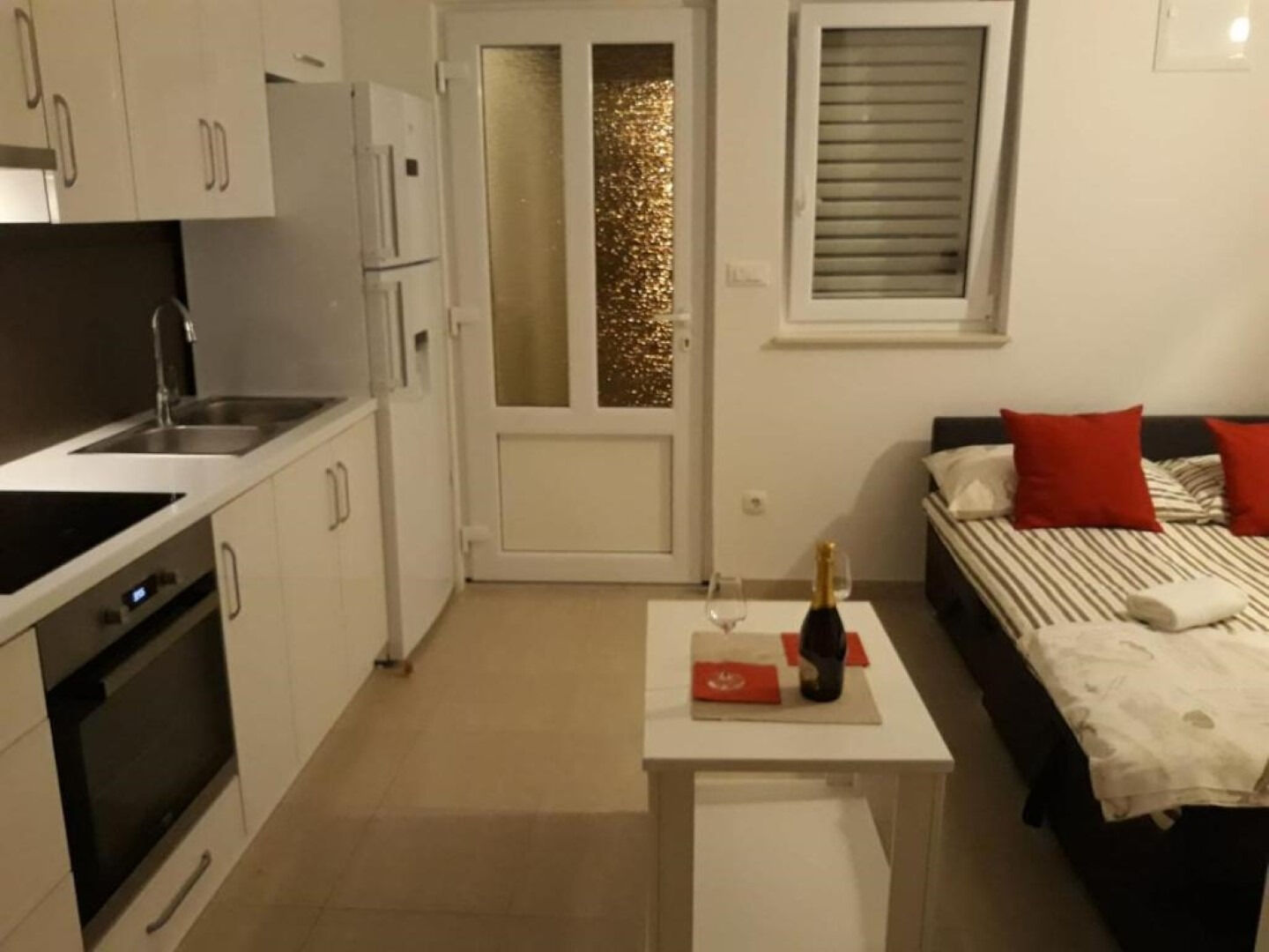 Apartments Paradiso 11267-A3