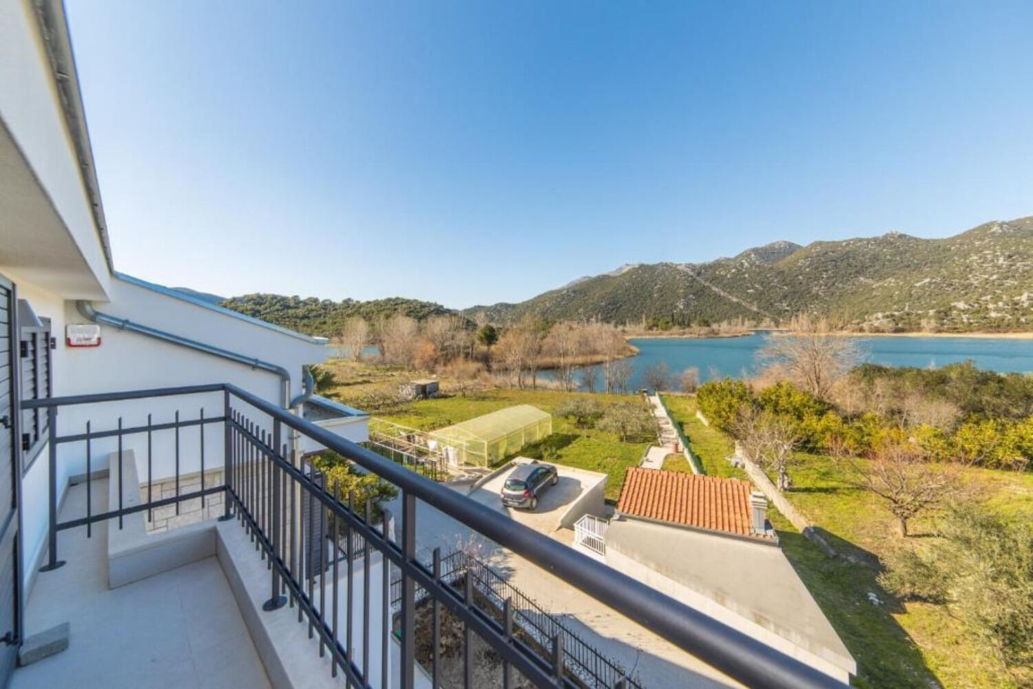House Vedran 112671-K1