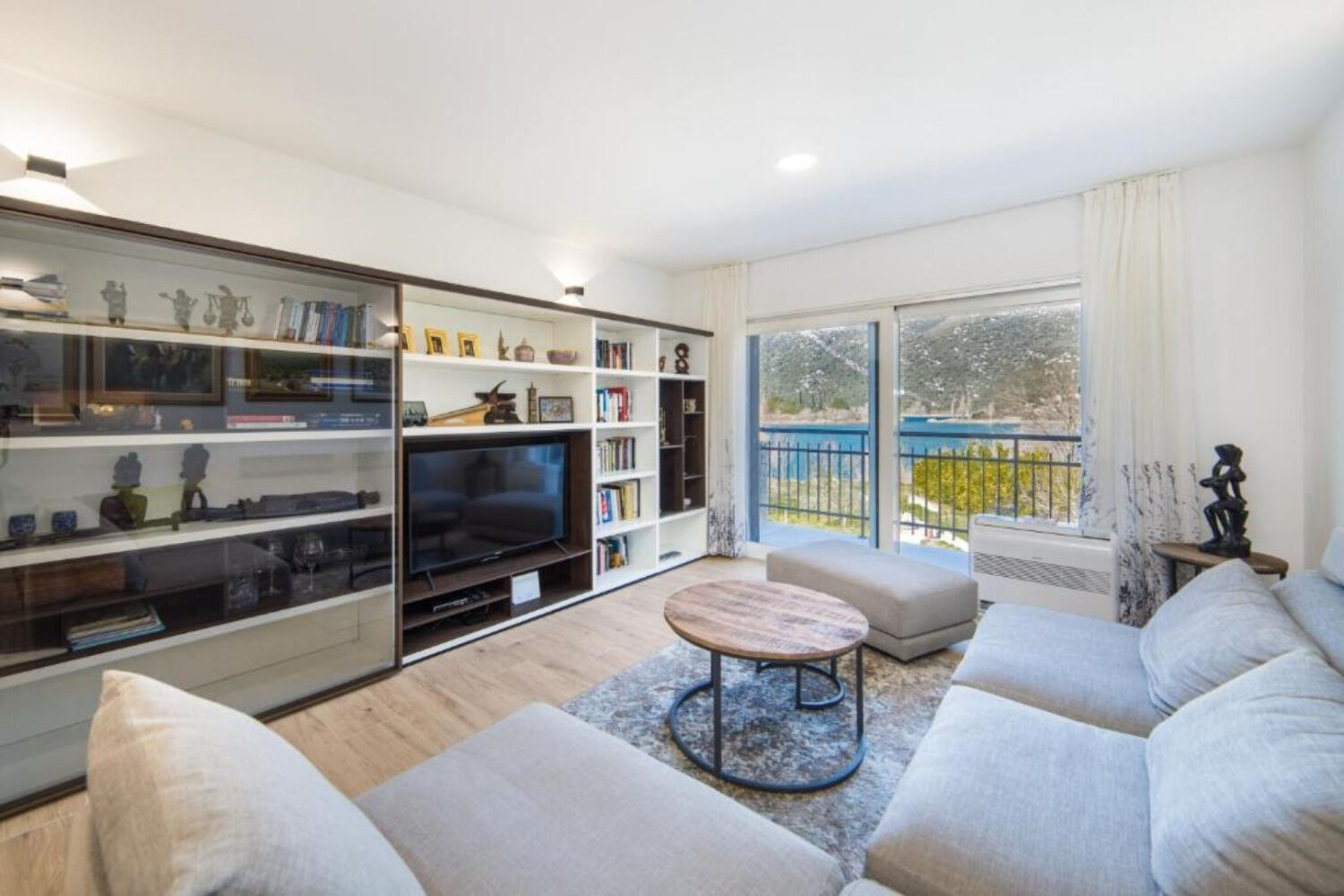 House Vedran 112671-K1