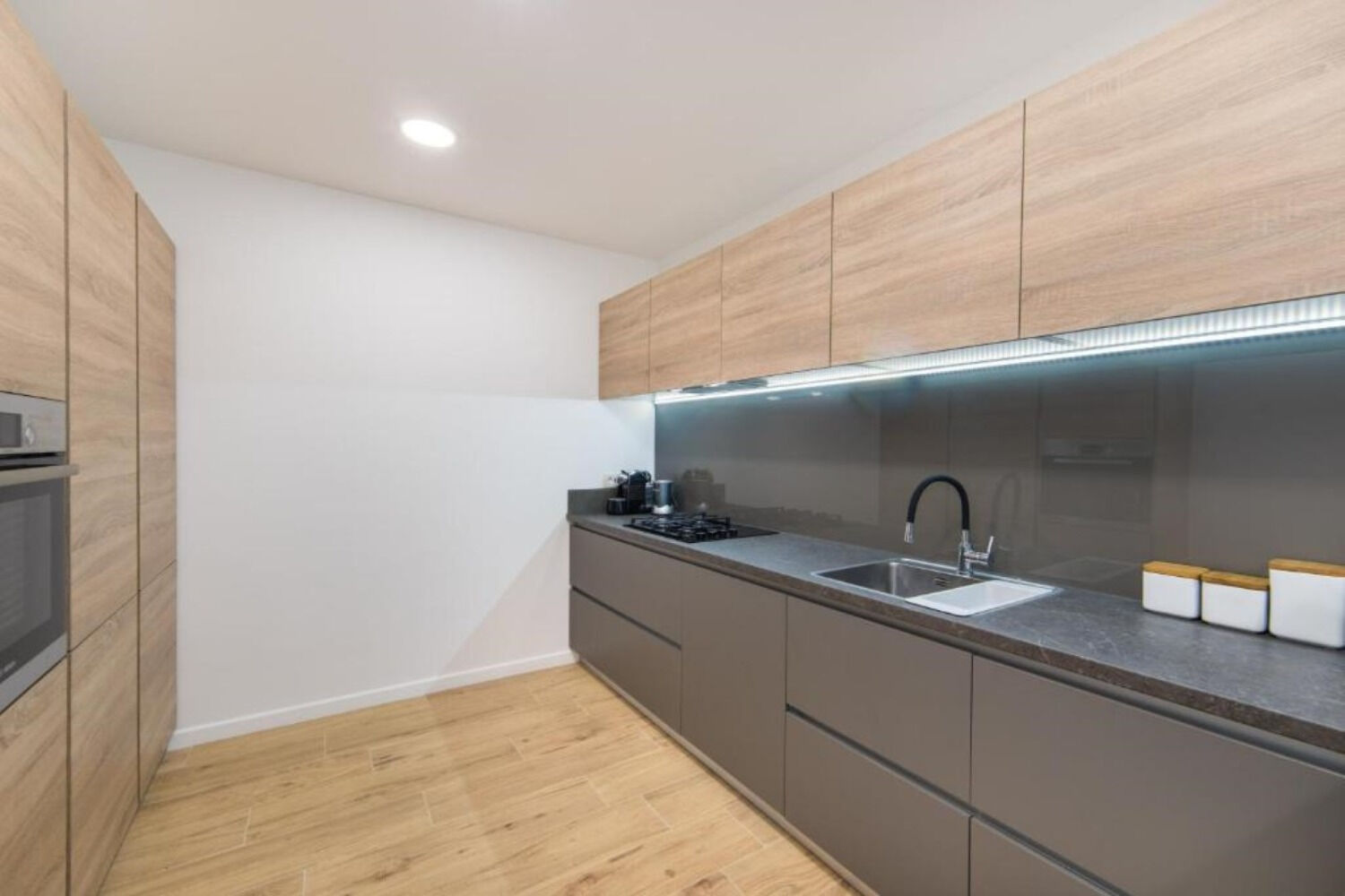 House Vedran 112671-K1