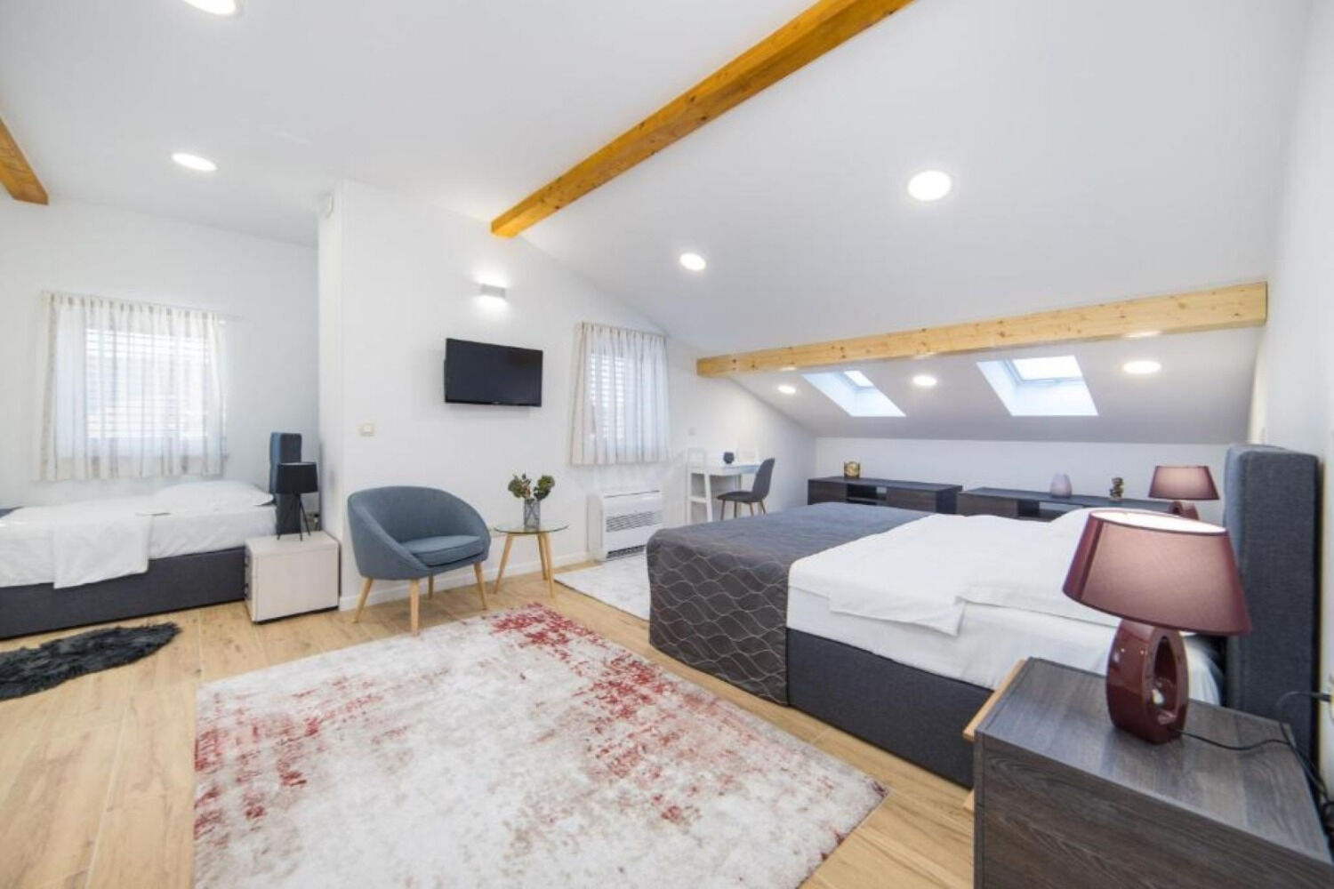 House Vedran 112671-K1