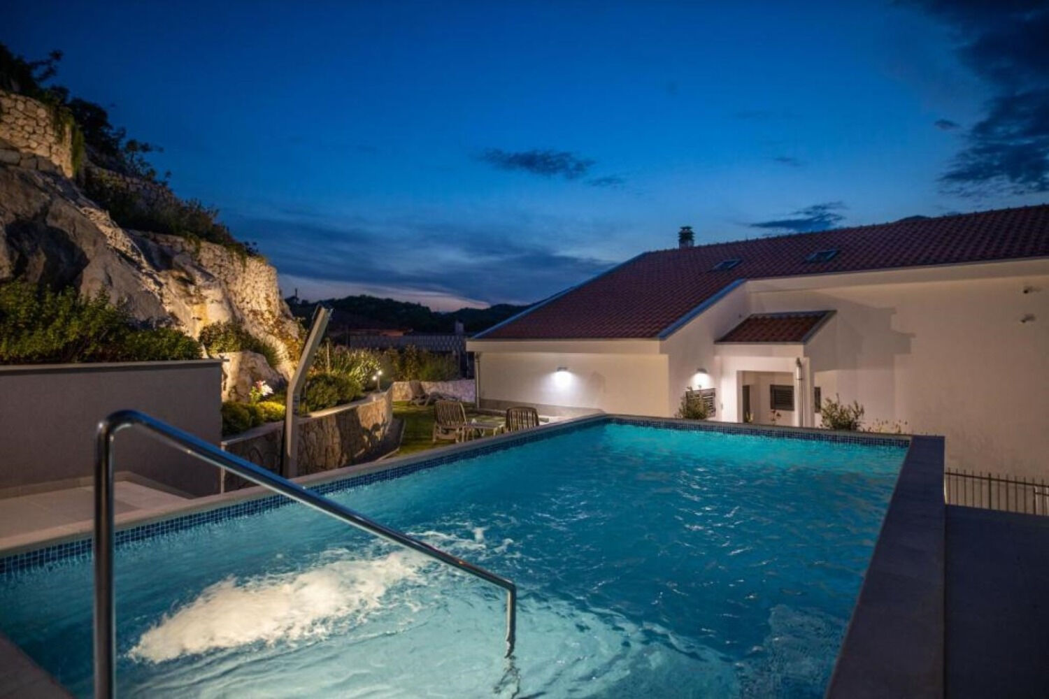 House Vedran 112671-K1