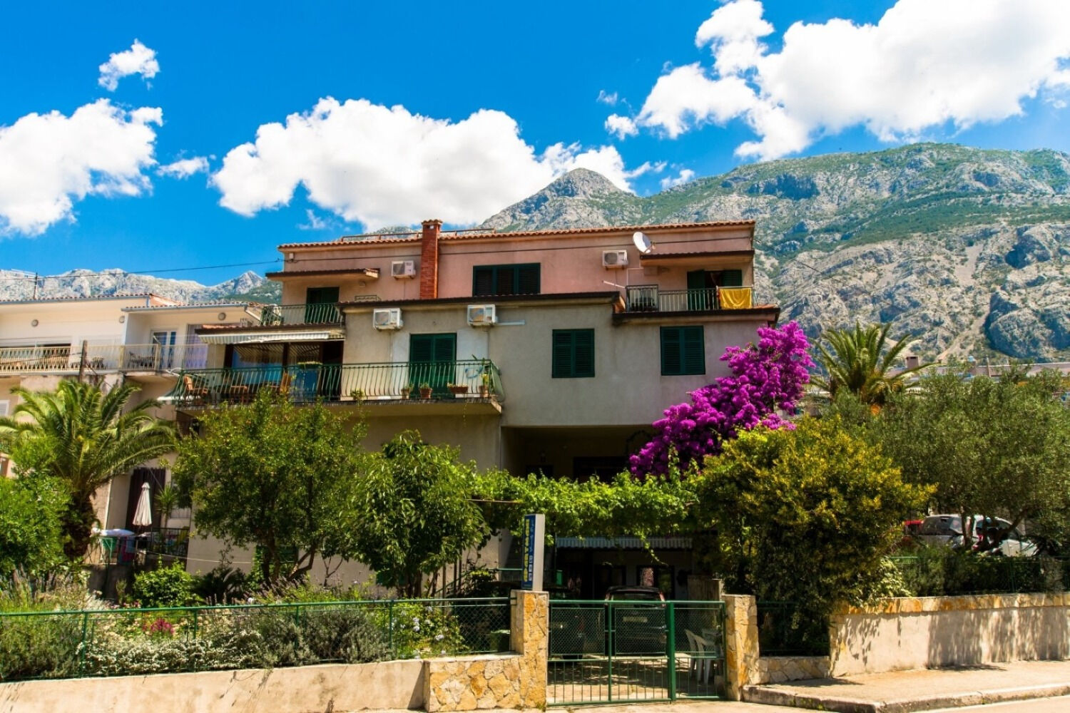 Apartments Srzi 1 11275-A1