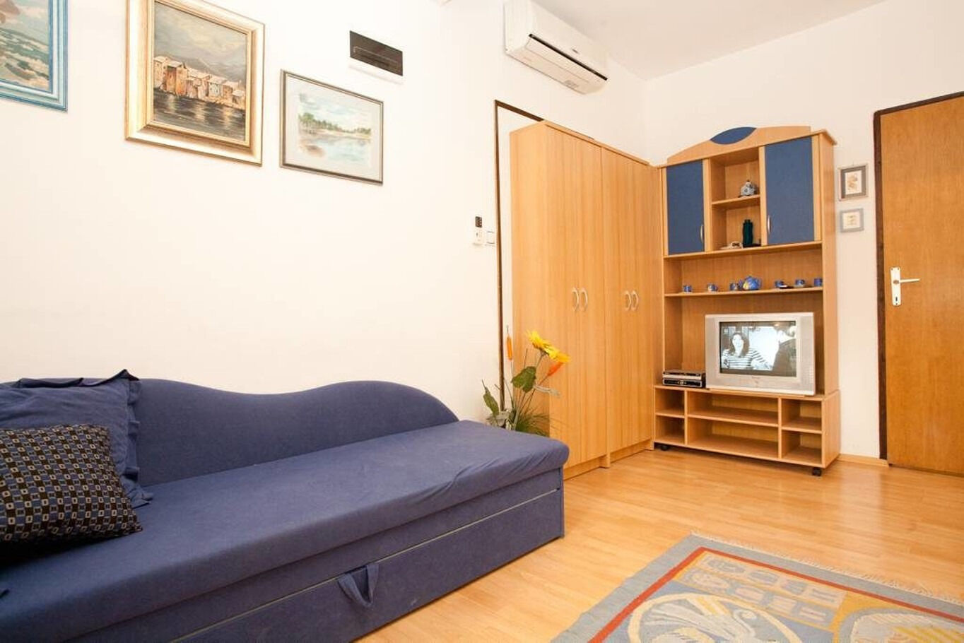 Apartments Miro 112741-A1
